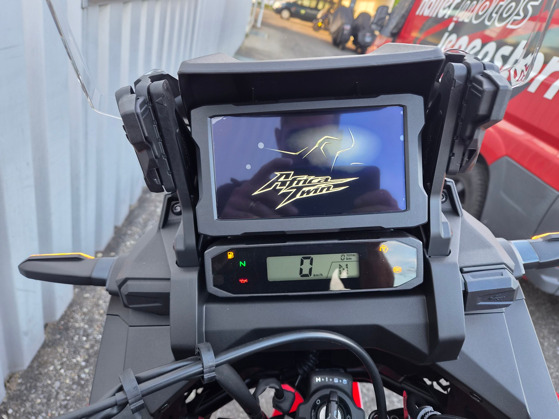 HONDA CRF 1100 DCT Africa Twin Adventure-image-10