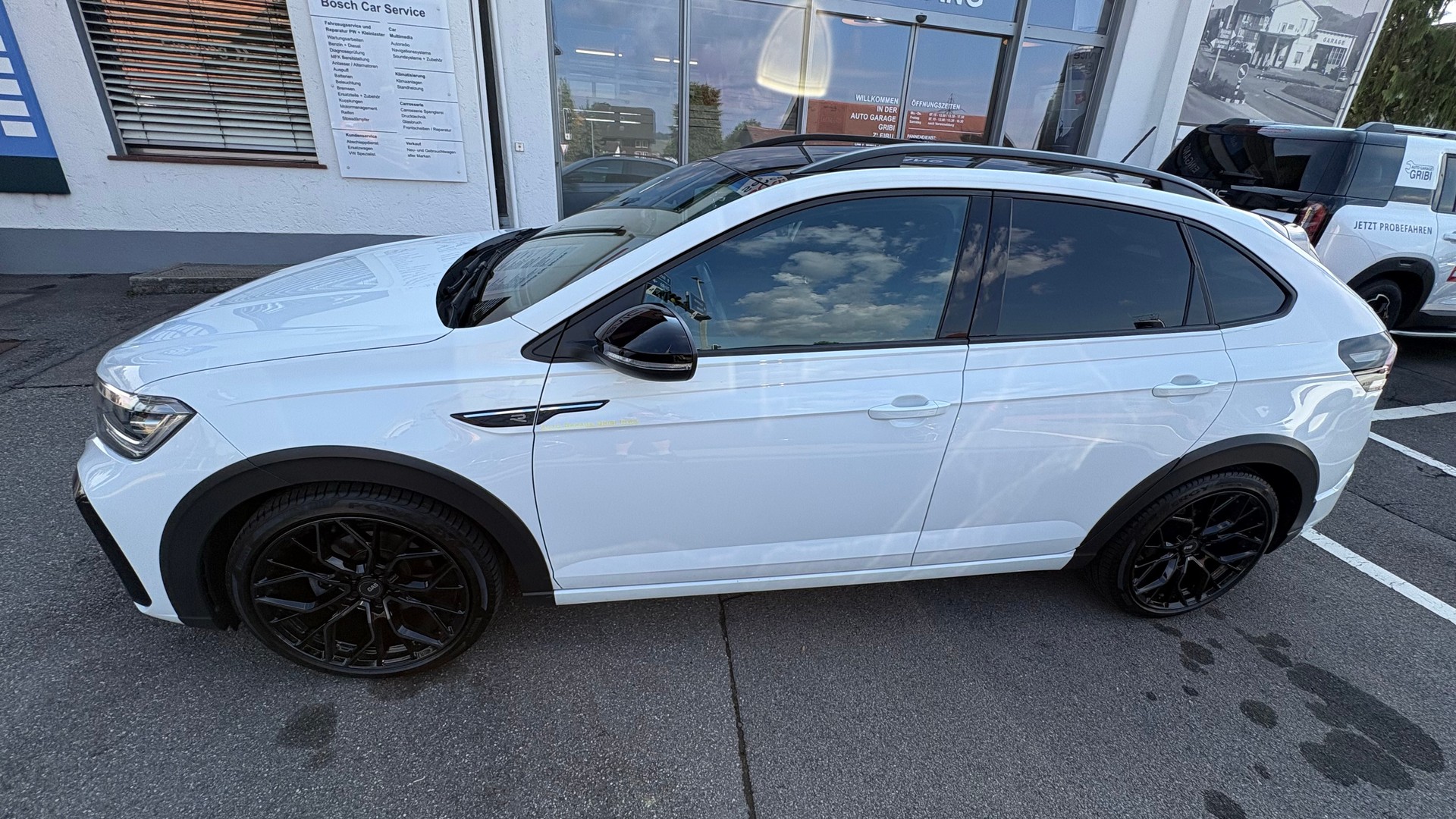 VW Taigo 1.5 TSI R-Line DSG-image-1