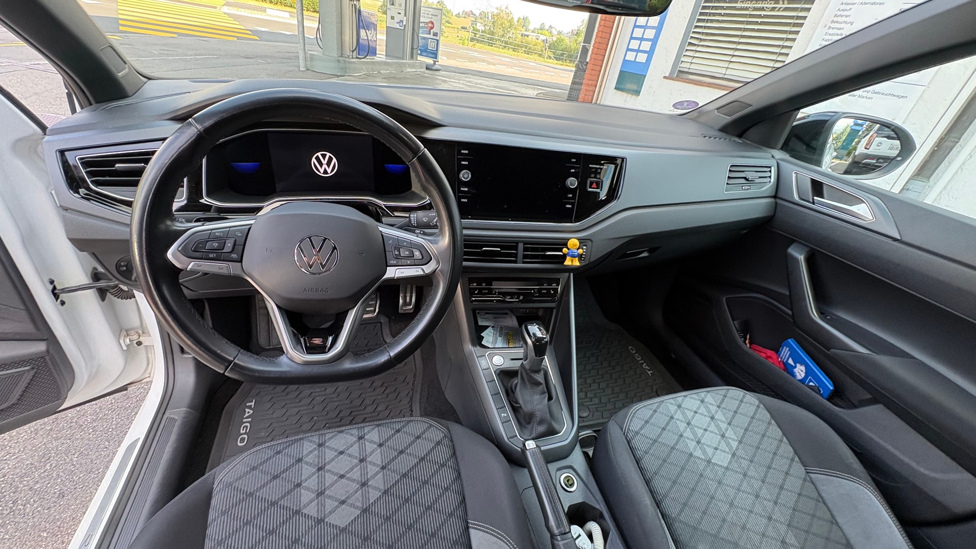 VW Taigo 1.5 TSI R-Line DSG-image-7