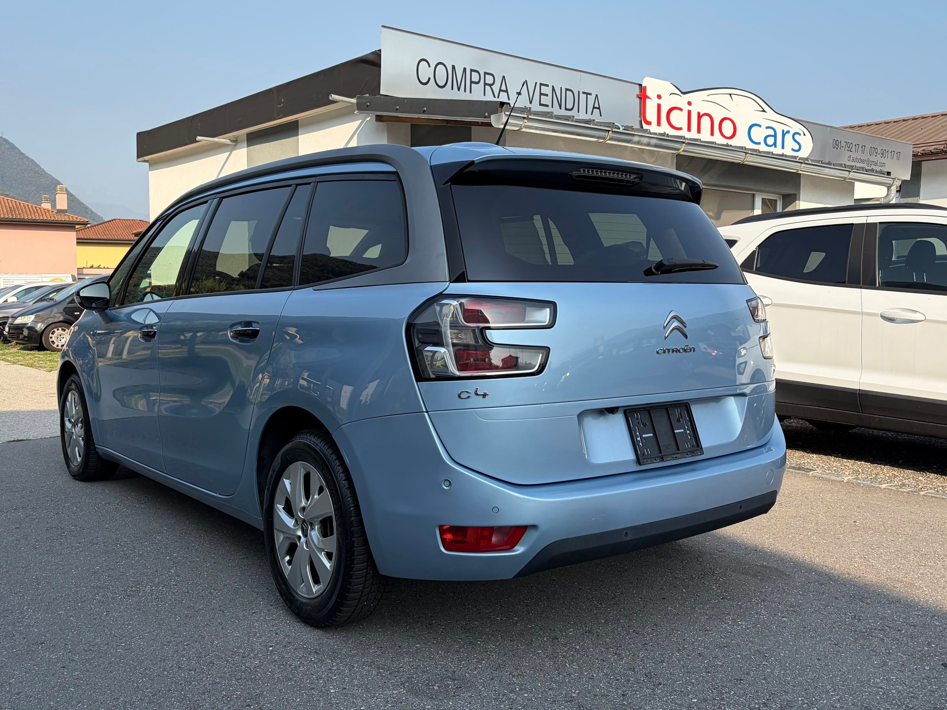 CITROEN Grand C4 Picasso 1.6i Intensive 7 POSTI-image-2