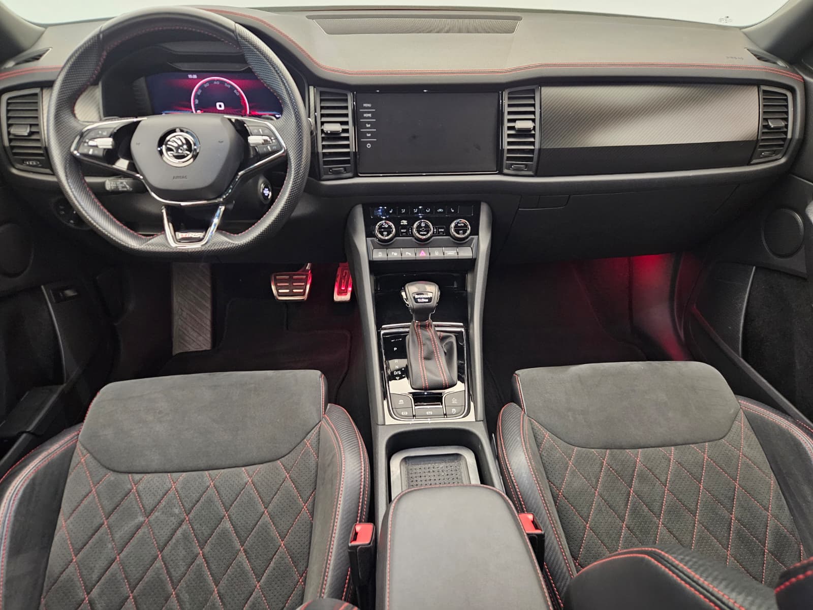 SKODA Kodiaq 2.0 TSI 4x4 RS-image-9