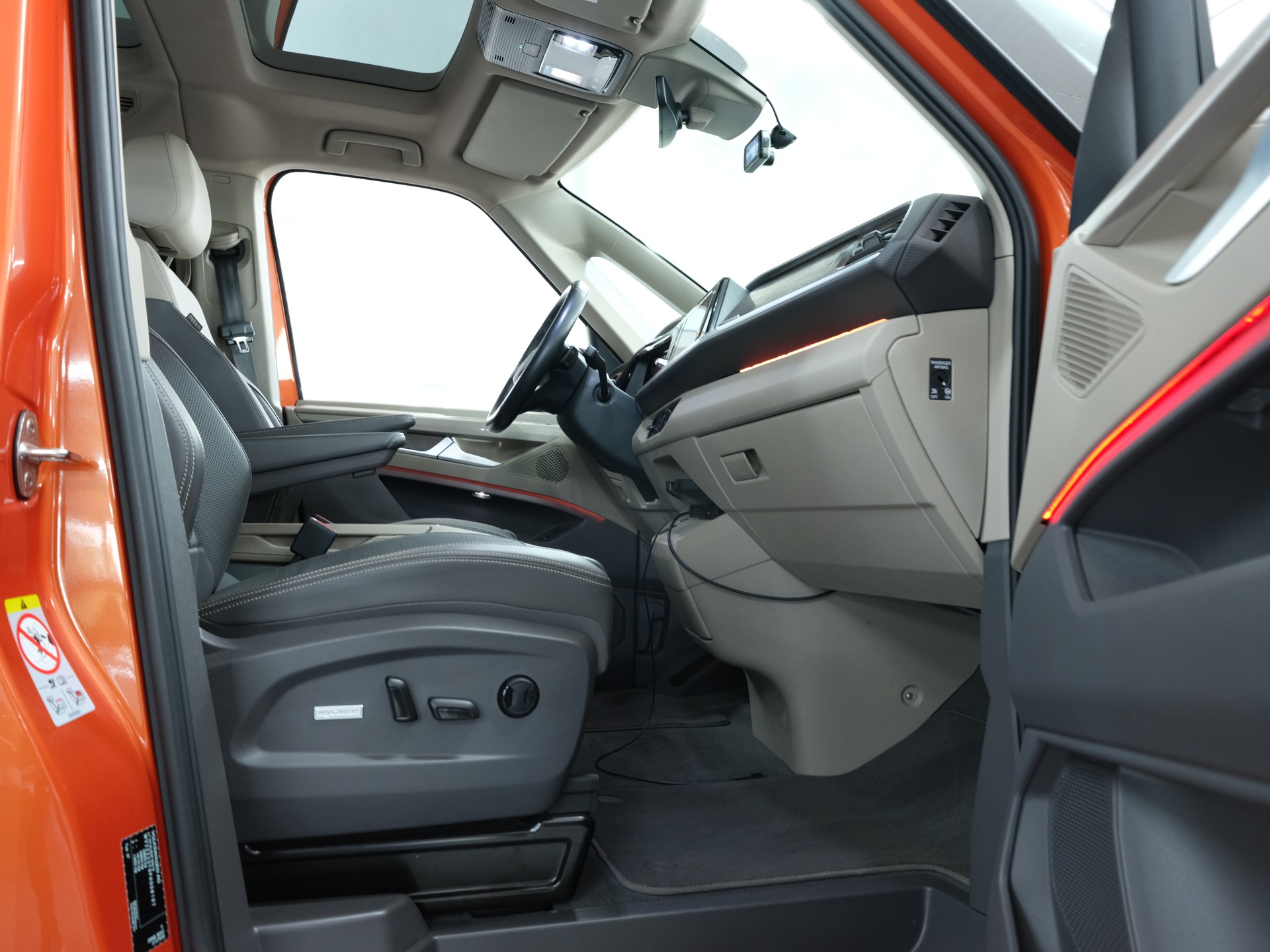 VW Multivan 2.0 TSI Life DSG Lang *Panorama* *360 Kamera* *Vollausstattung*-image-33