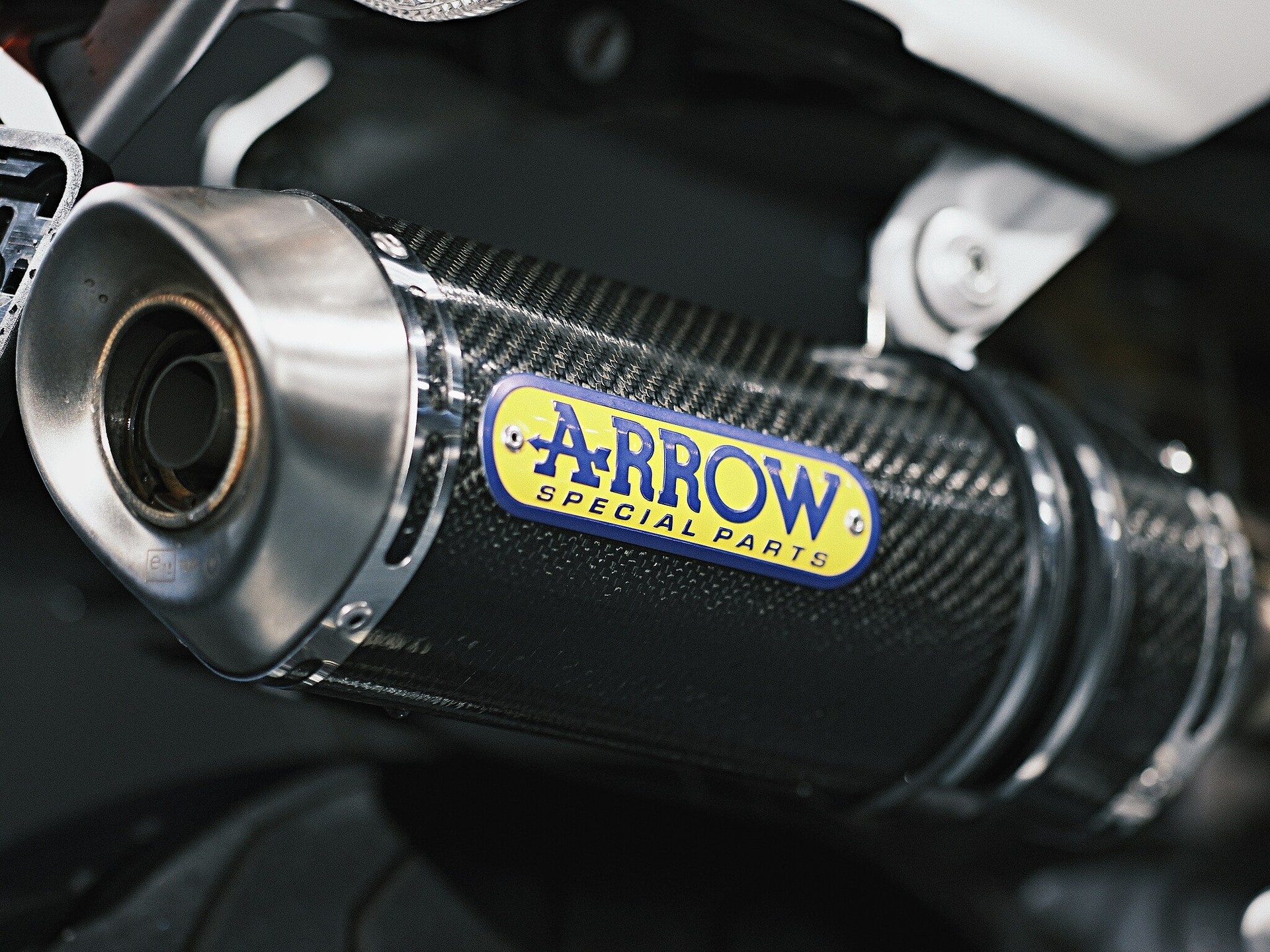 DUCATI Monster 696M plus-image-8