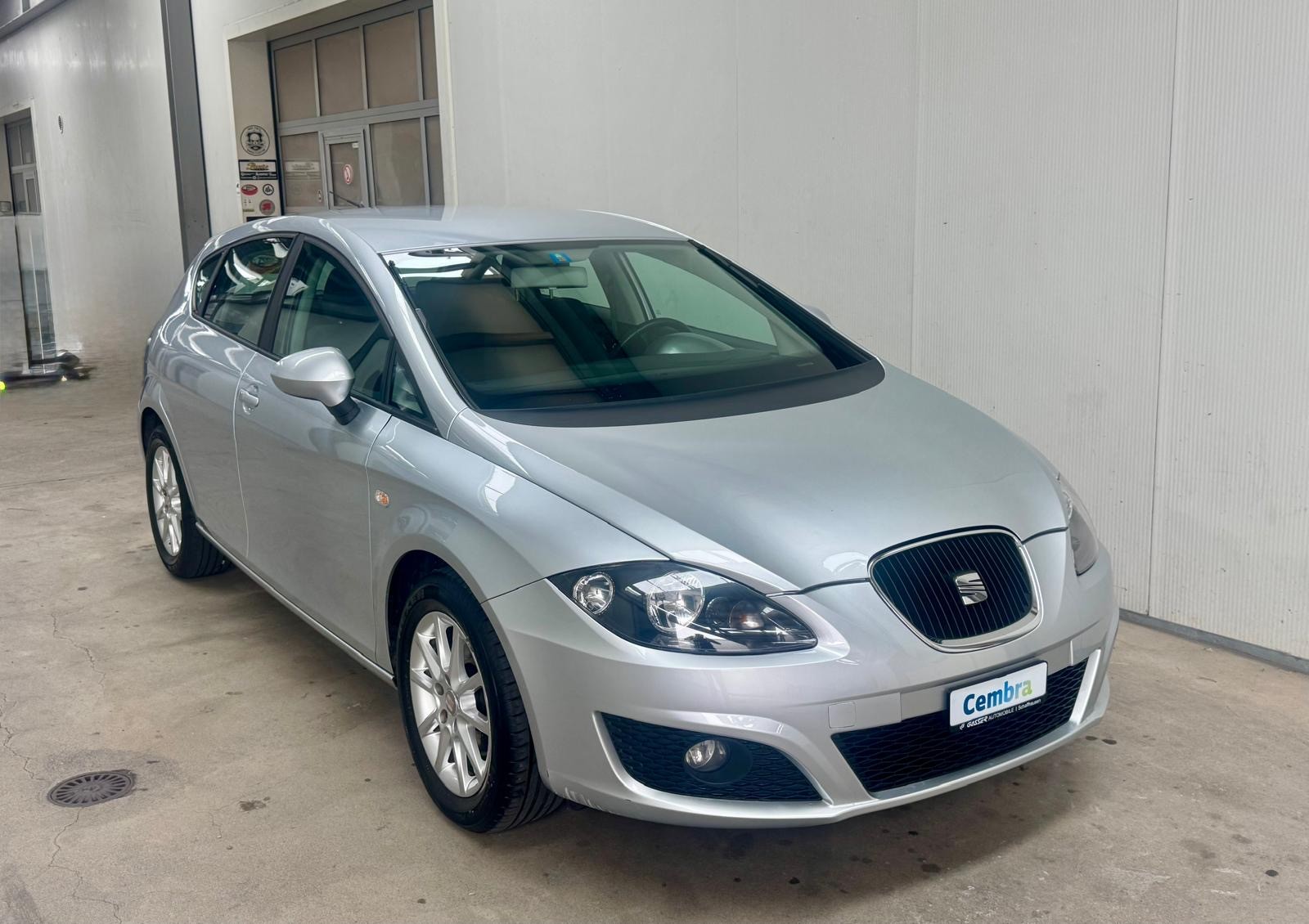 SEAT Leon 1.4 TSI Style-showroom-element-3