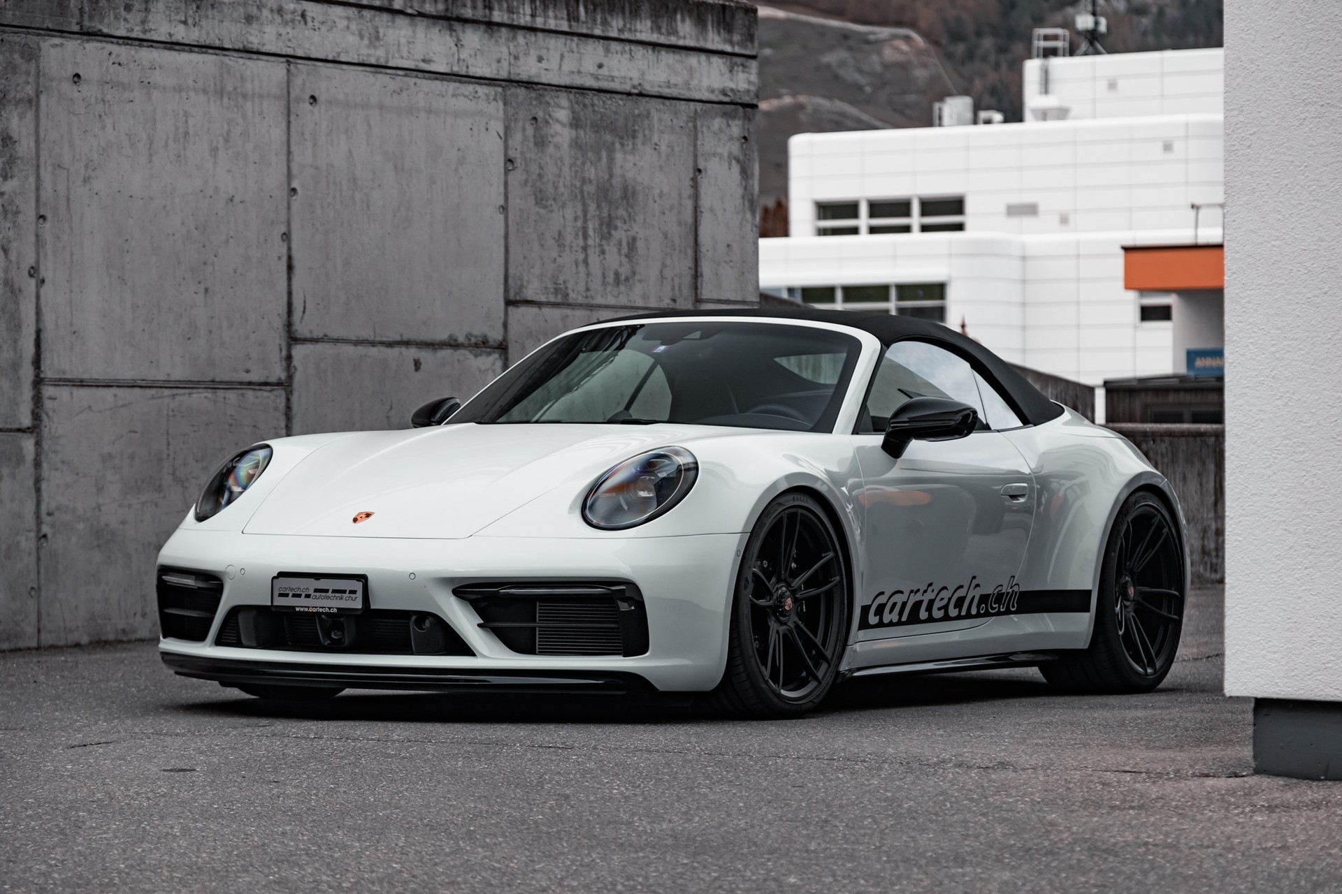 PORSCHE 911 Carrera 4 GTS Widebody PDK-image-8