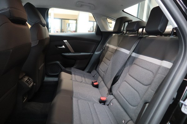 CITROEN C4 X 1.2 PureT Swiss Ed.-image-11