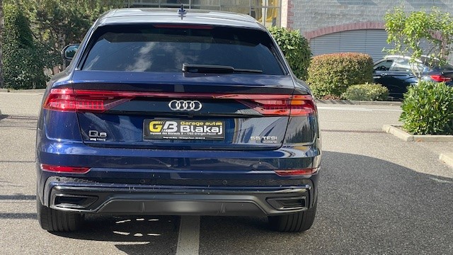 AUDI Q8 55 TFSI quattro tiptronic-image-3