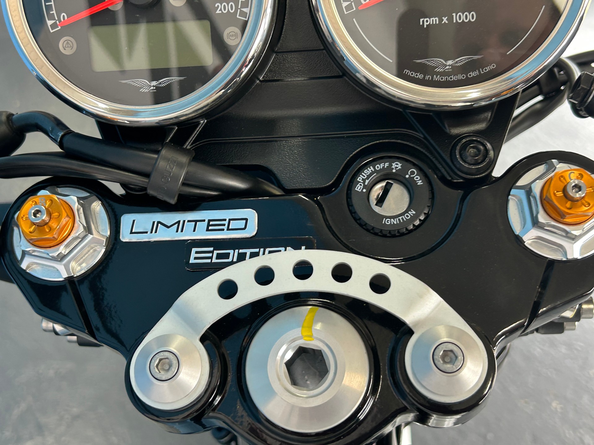 MOTO GUZZI V7 IV 850 Special-image-7