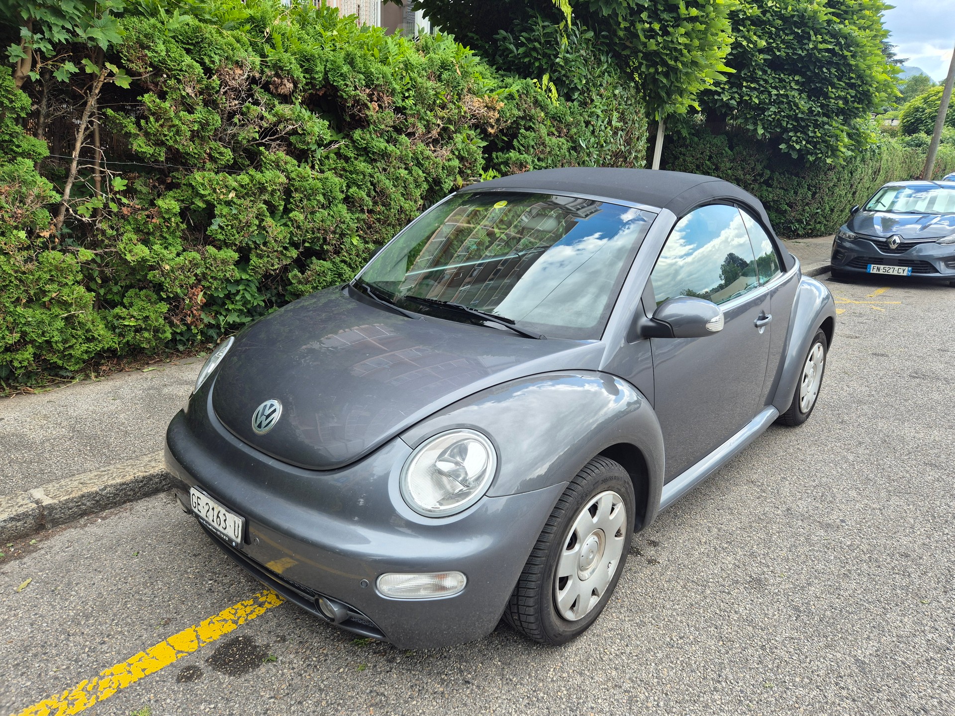 VW Beetle Cabrio 1.8 T-image-1