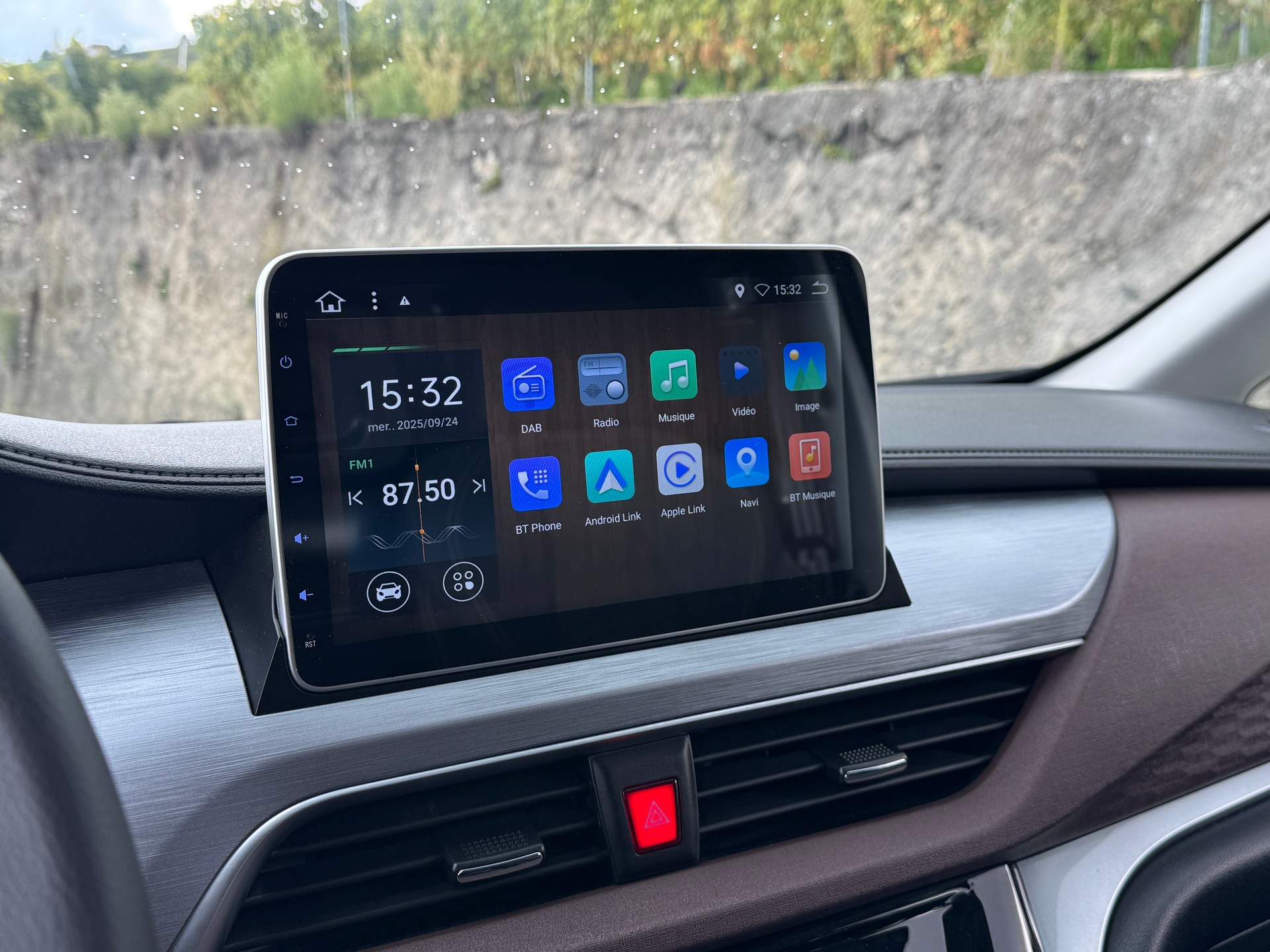 JAC M3EV-image-16