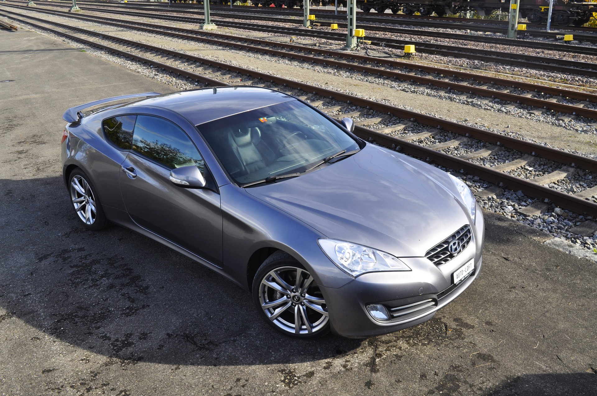 HYUNDAI Genesis 2.0 Turbo-image-6