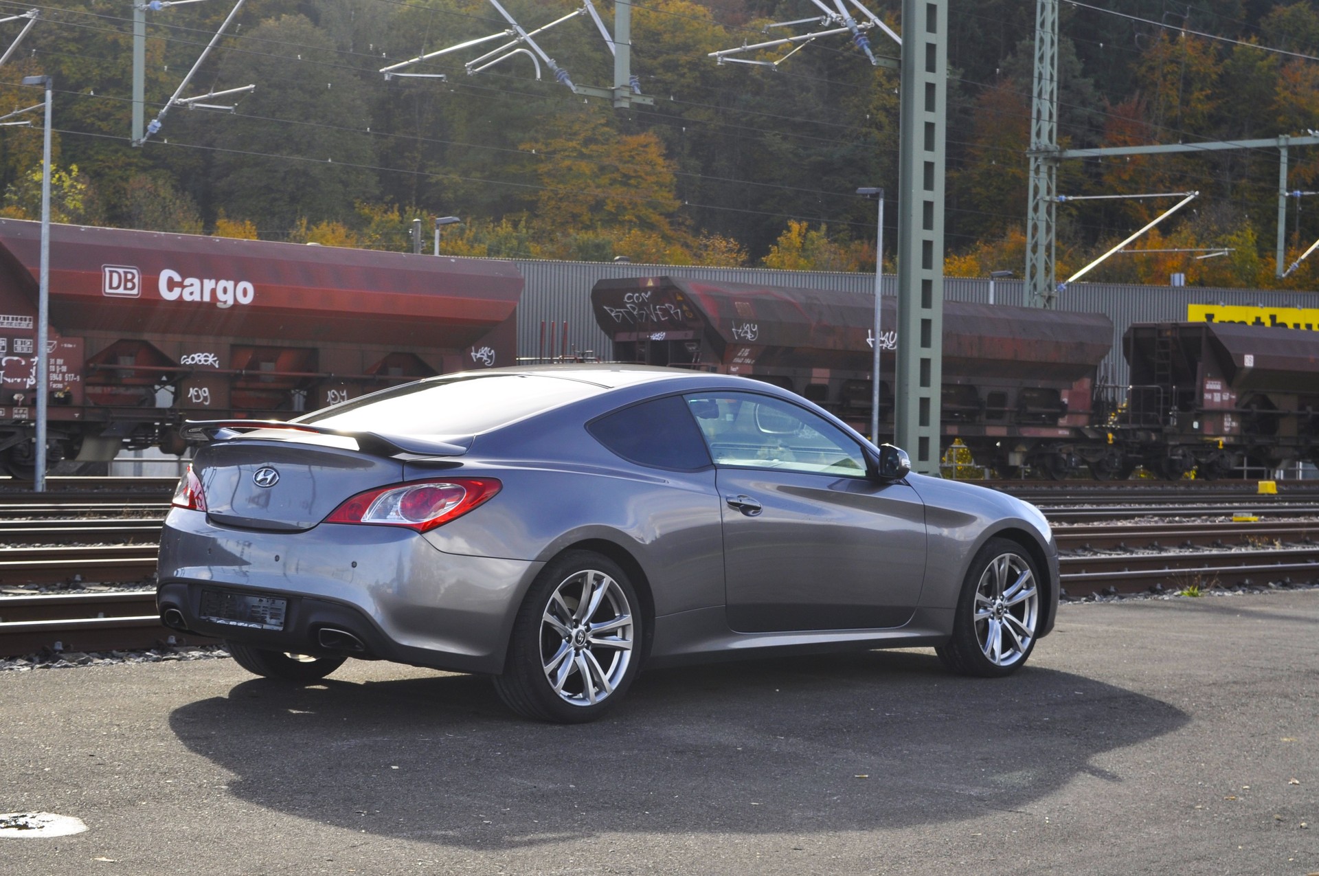 HYUNDAI Genesis 2.0 Turbo-image-4