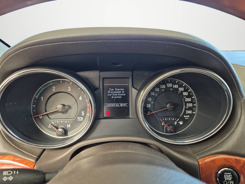 JEEP Grand Cherokee 3.0 CRD Overland Automatic-image-9