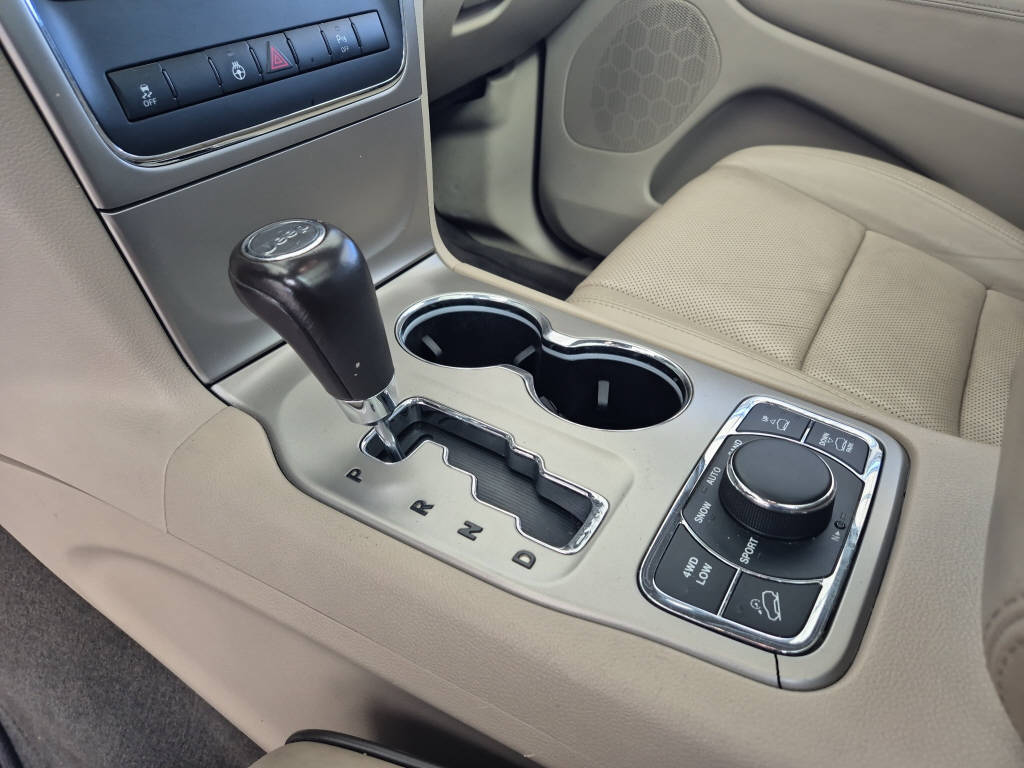 JEEP Grand Cherokee 3.0 CRD Overland Automatic-image-11