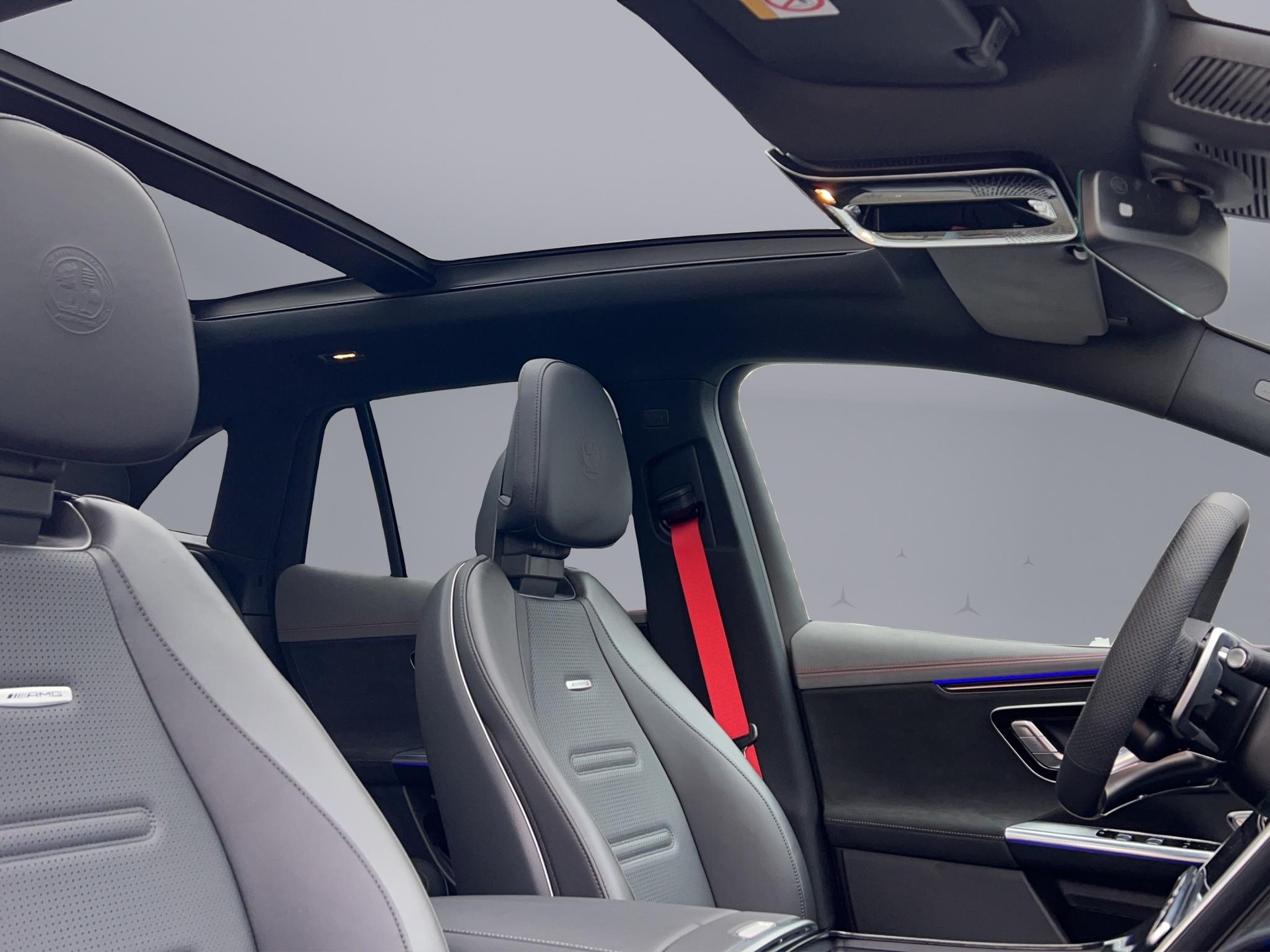 MERCEDES-BENZ EQE 43 AMG 4matic-image-15