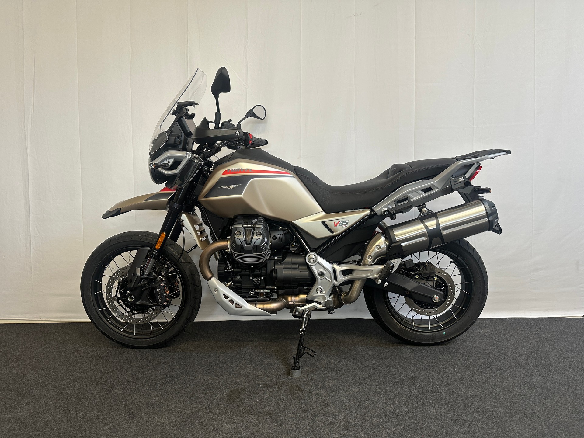 MOTO GUZZI V85 TT Travel E5+-image-5