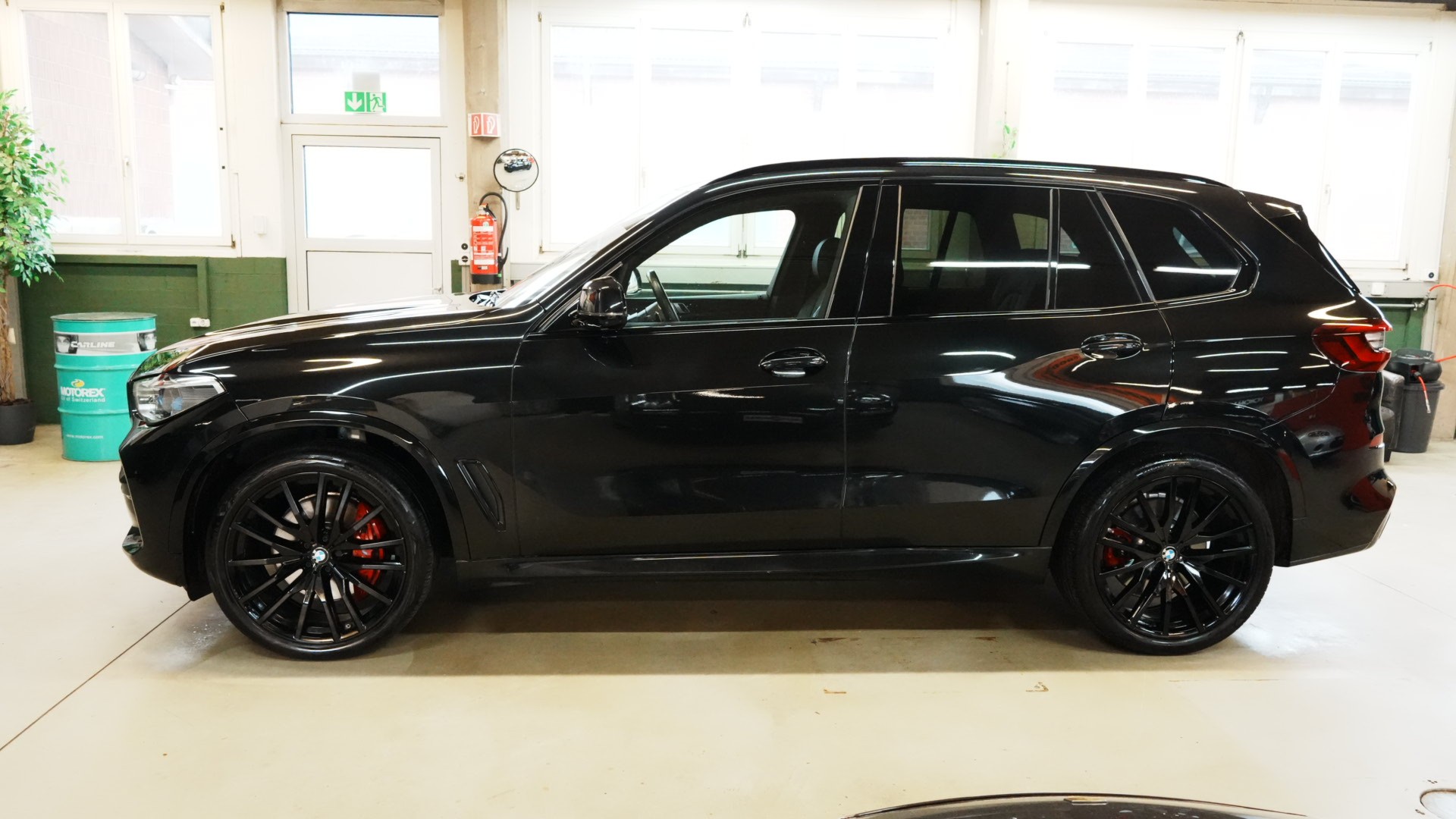 BMW X5 xDrive 48V 30d M Sport Steptronic-image-3