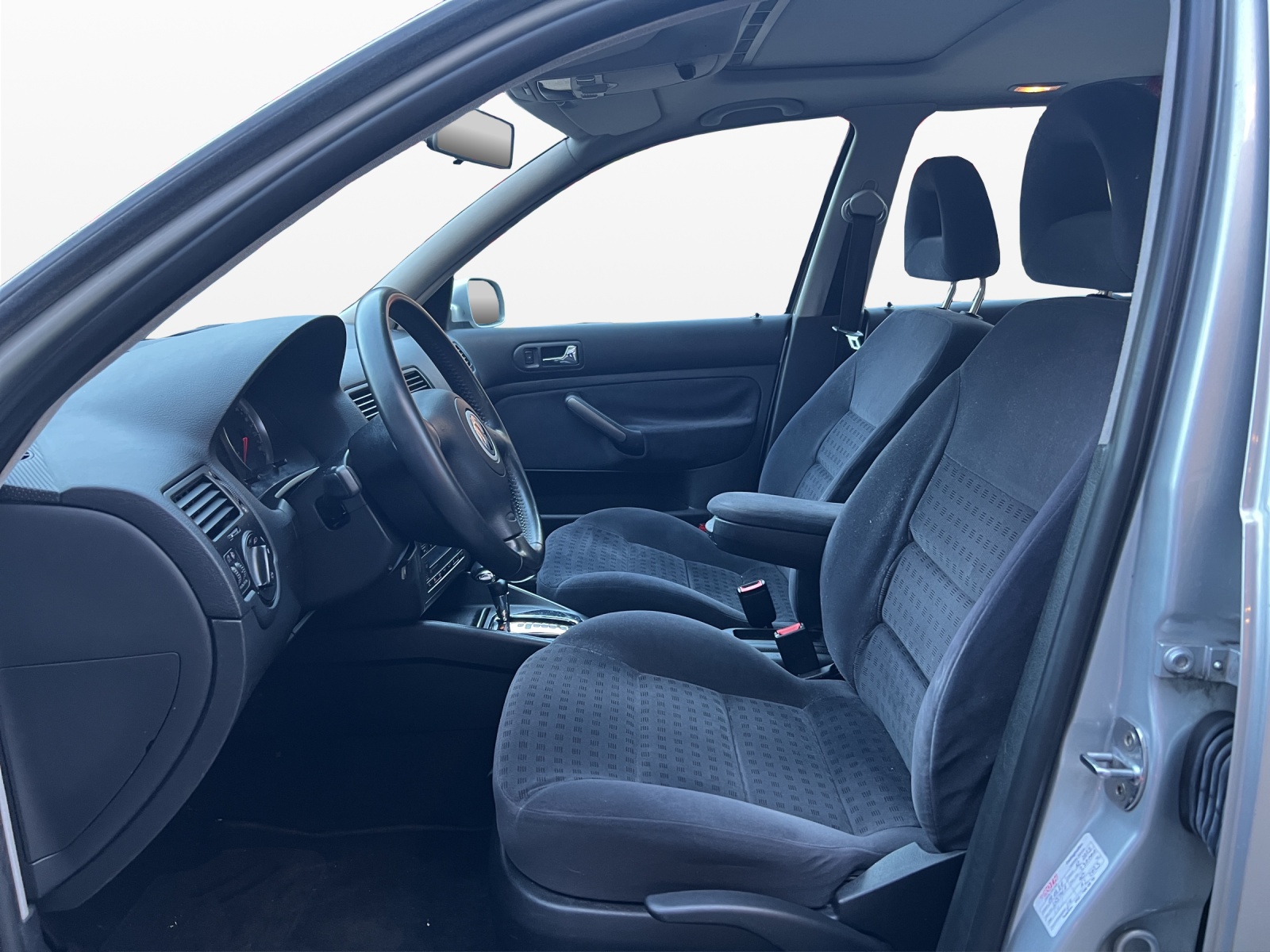 VW Bora Variant 2.0 Comfortline-image-8
