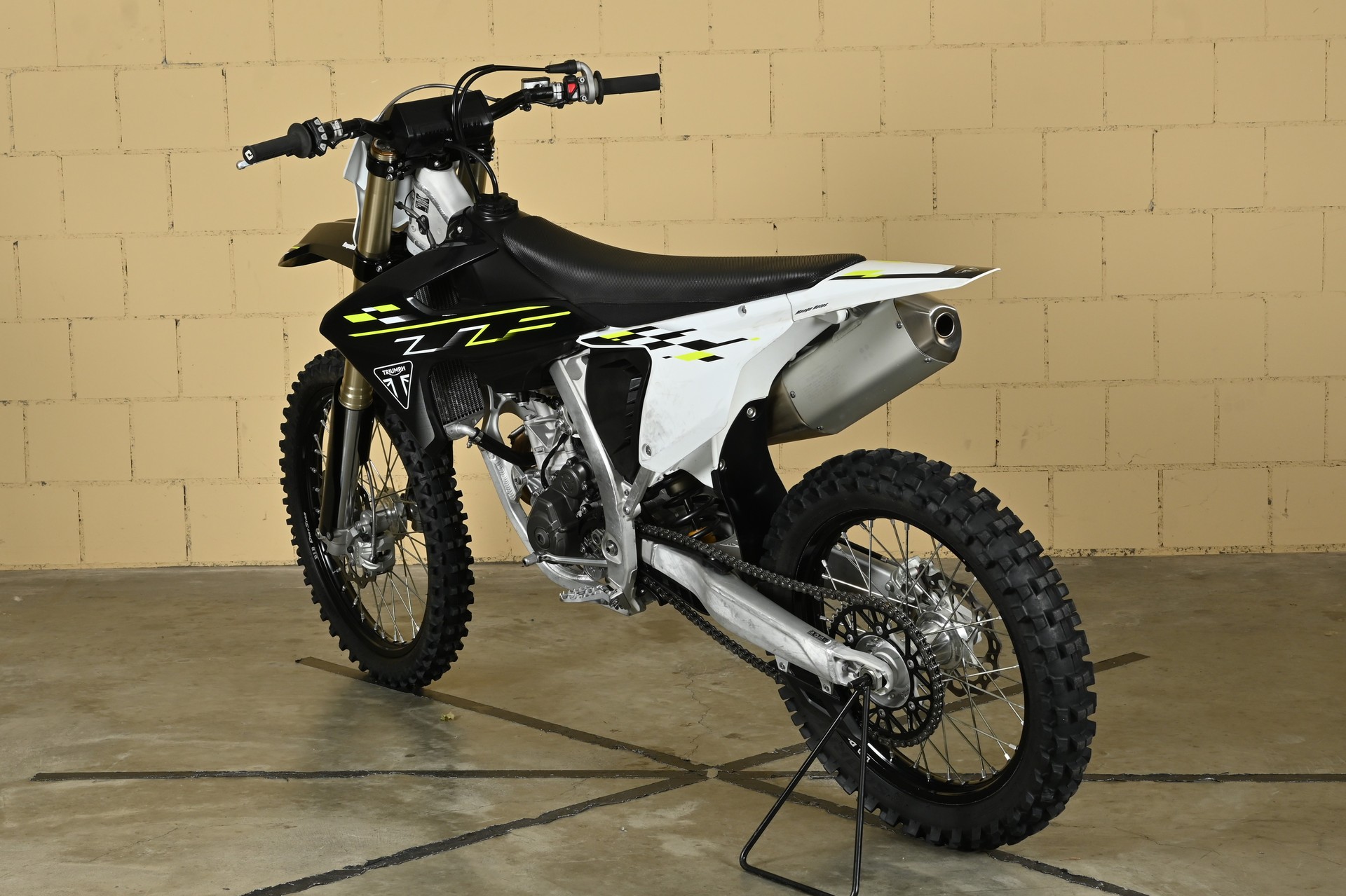 TRIUMPH TF 250 X-image-4