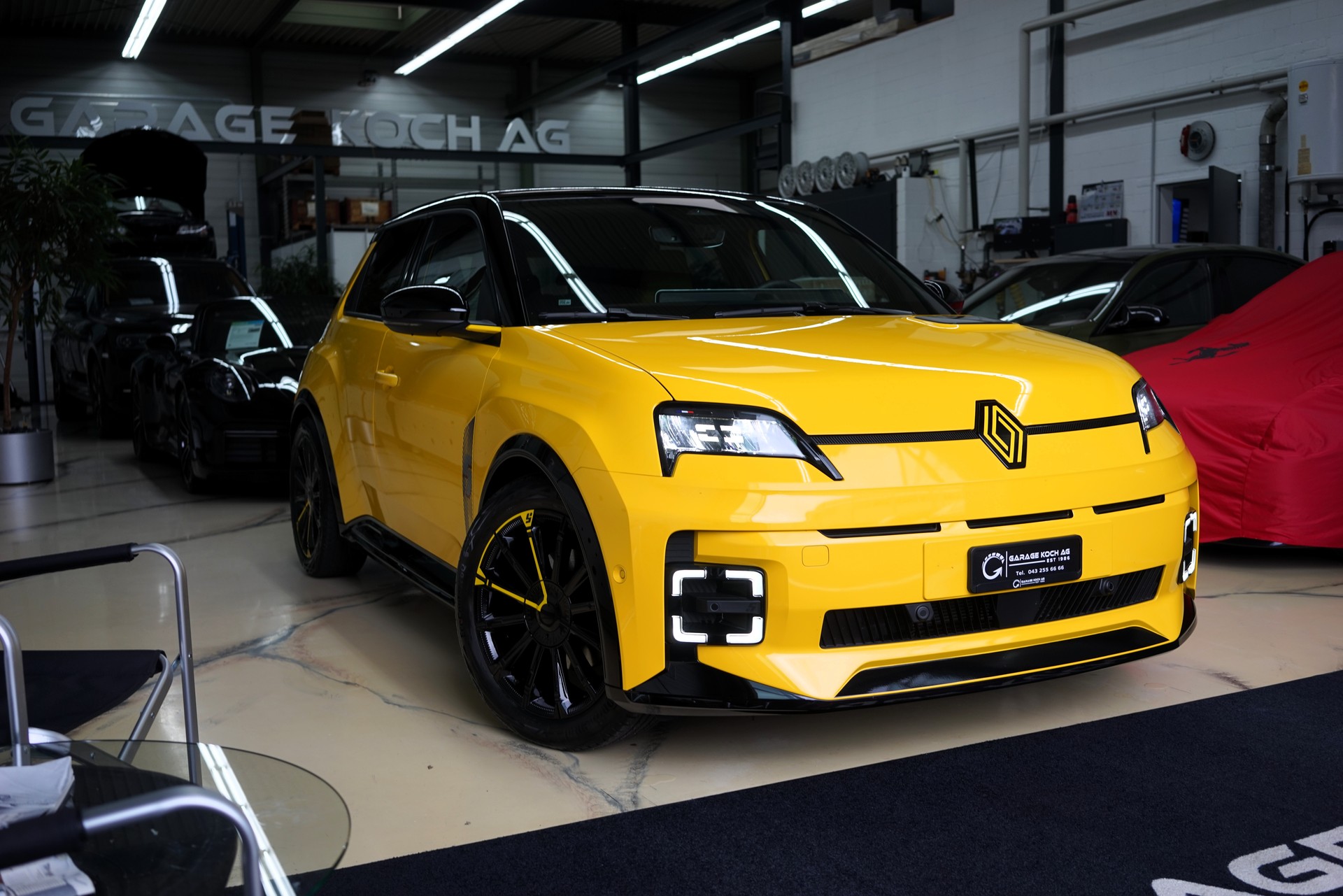RENAULT R5 E-Tech Comfort Range 52 kWh Iconic Five-image-10