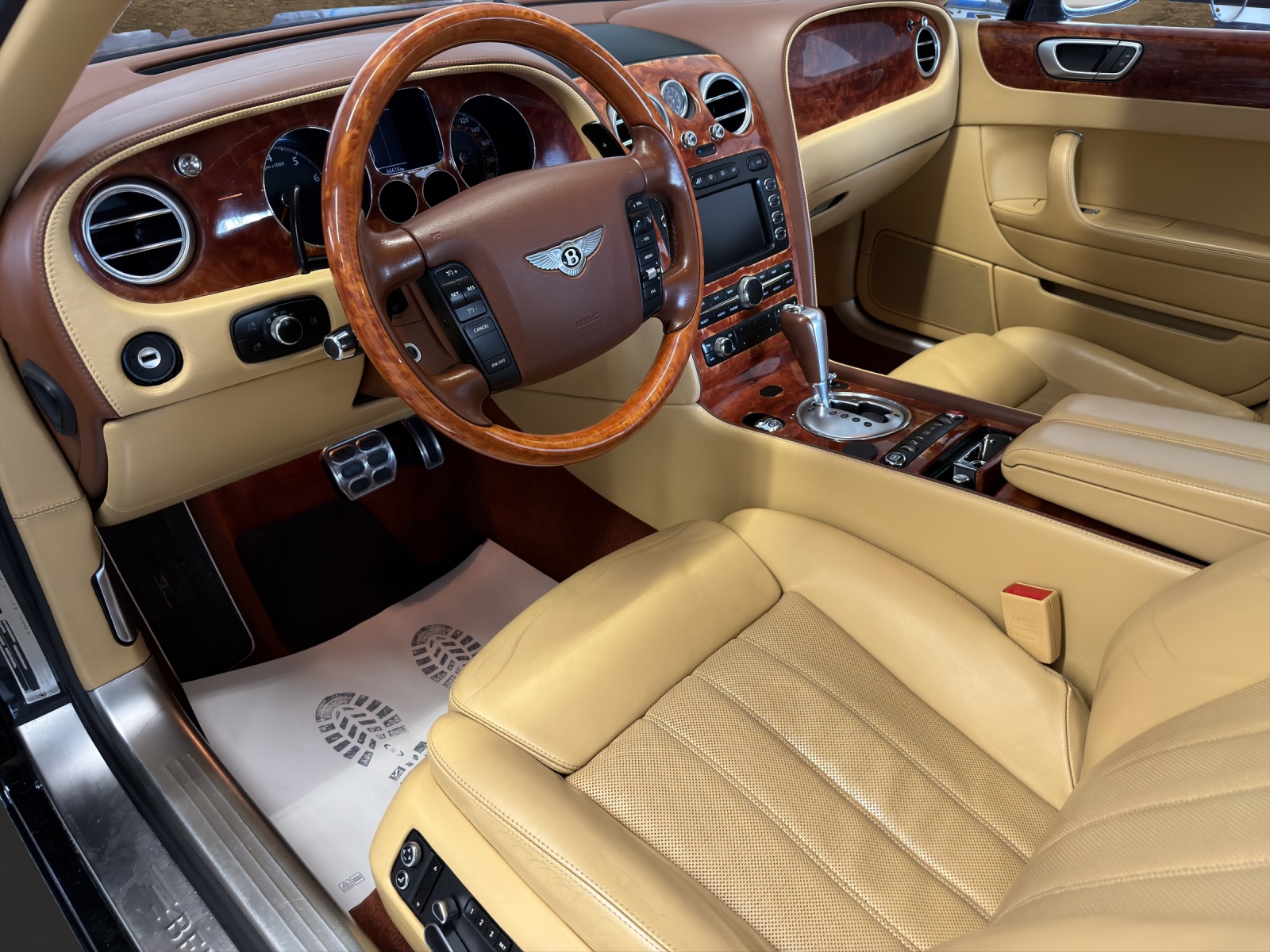 BENTLEY Continental Flying Spur 6.0 W12-image-7