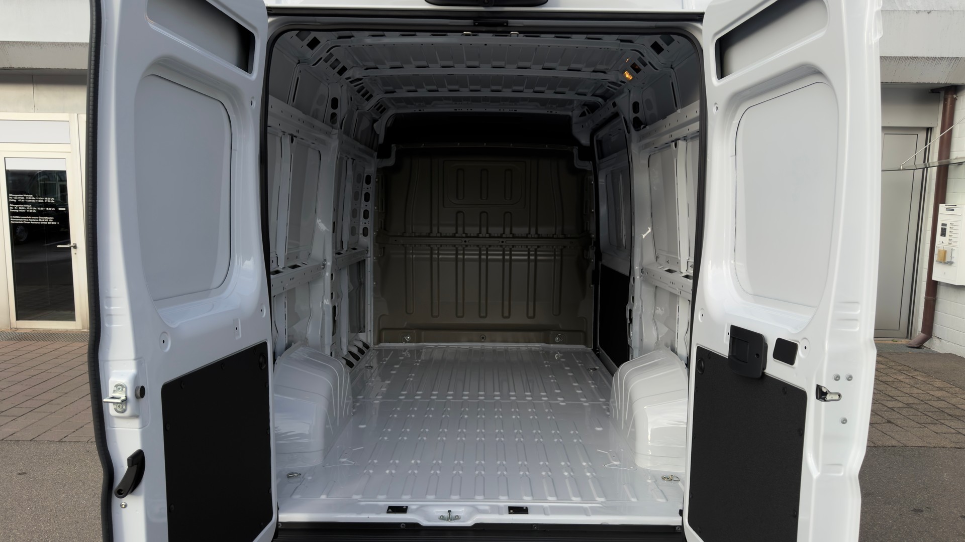 CITROEN Jumper Kaw. 33 L2H2 2.2 BlueHD-image-9