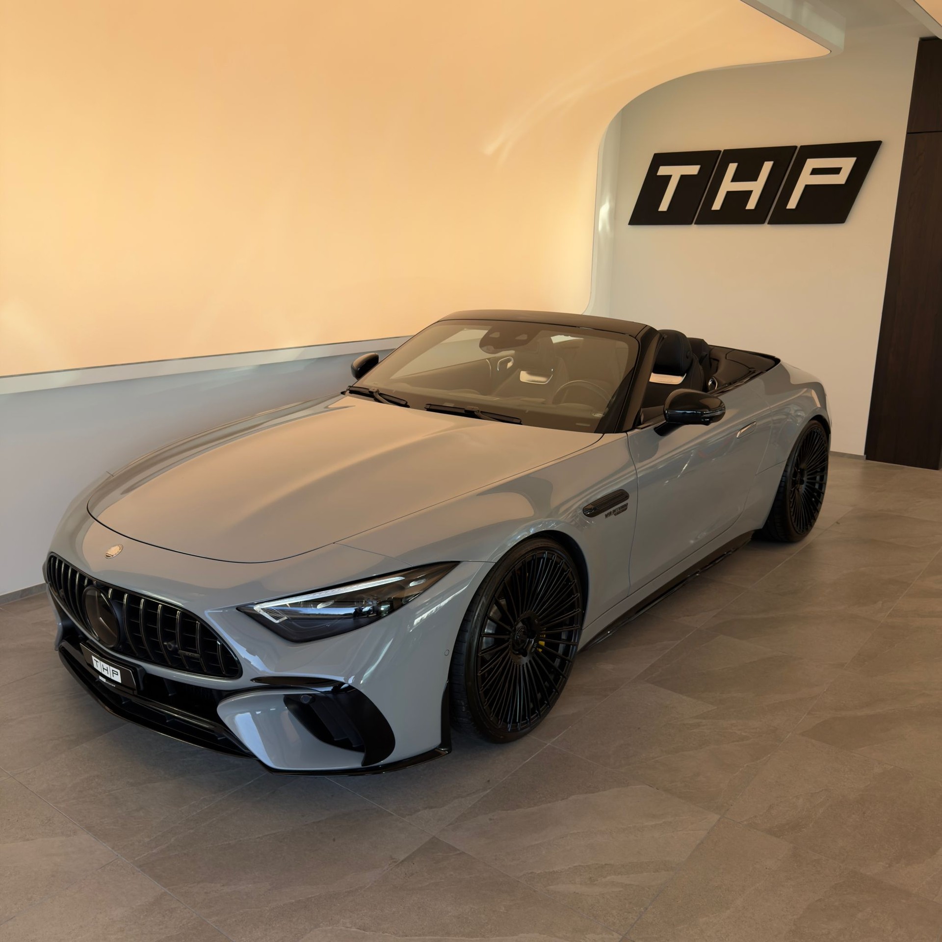 MERCEDES-BENZ AMG SL 63 4M Speedshift MCT-showroom-element-2