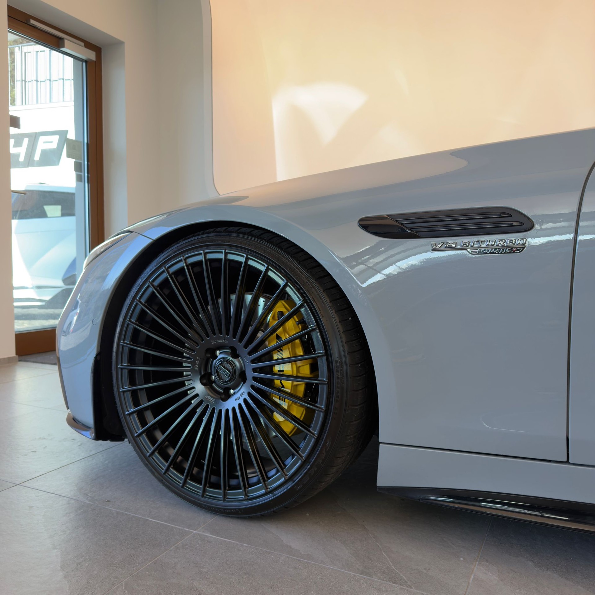 MERCEDES-BENZ AMG SL 63 4M Speedshift MCT-image-6