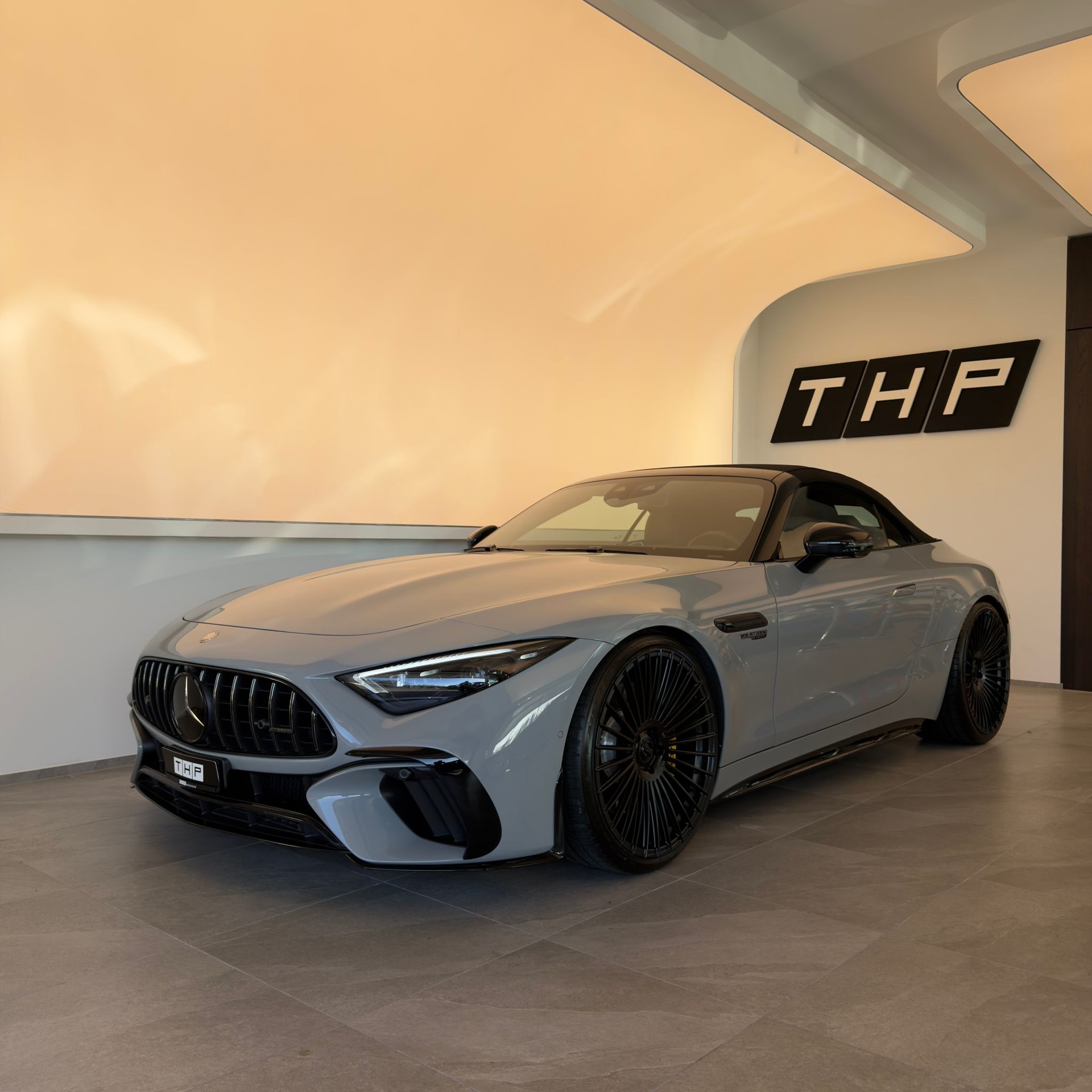 MERCEDES-BENZ AMG SL 63 4M Speedshift MCT-showroom-element-1