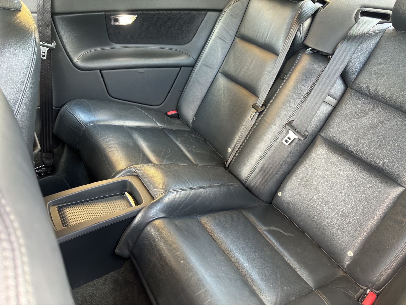VOLVO C70 Cabriolet 2.5 20V T5 230 Summum-image-5
