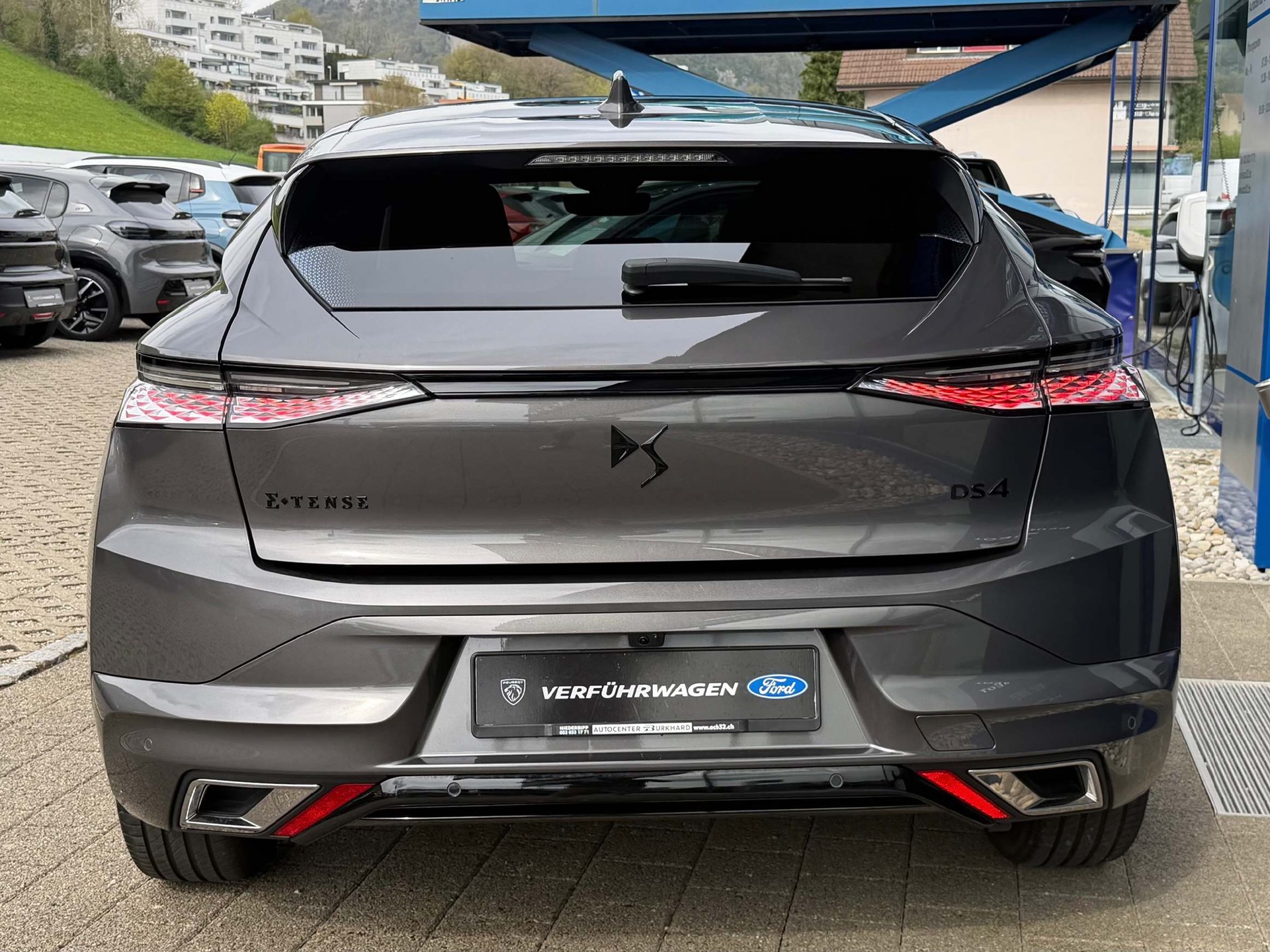 DS AUTOMOBILES DS4 1.6 E-Tense Performance Line, Schiebedach-image-9