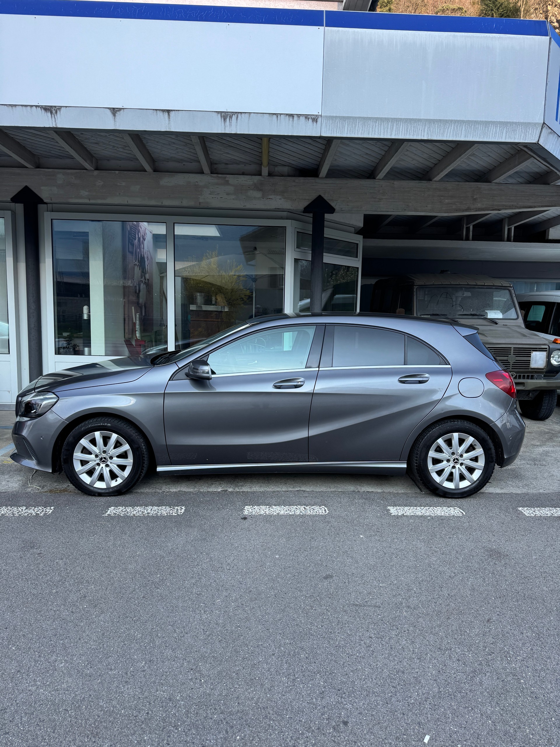 MERCEDES-BENZ A 200 CDI Style 4Matic 7G-DCT-image-2