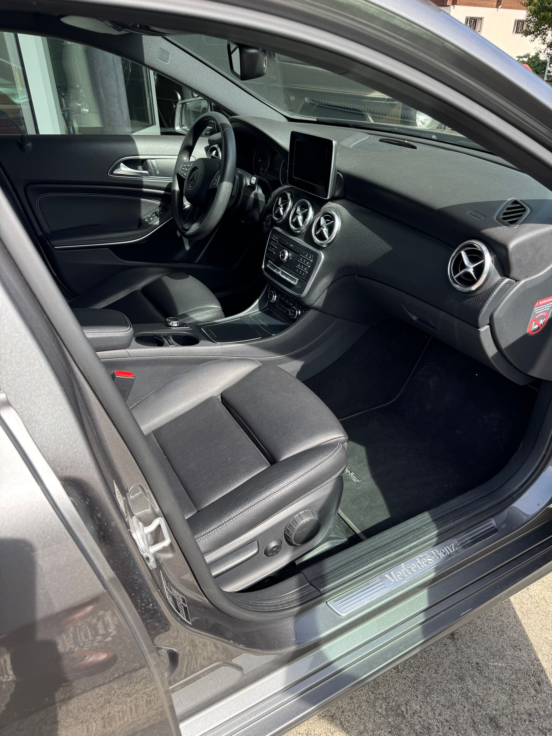 MERCEDES-BENZ A 200 CDI Style 4Matic 7G-DCT-image-8