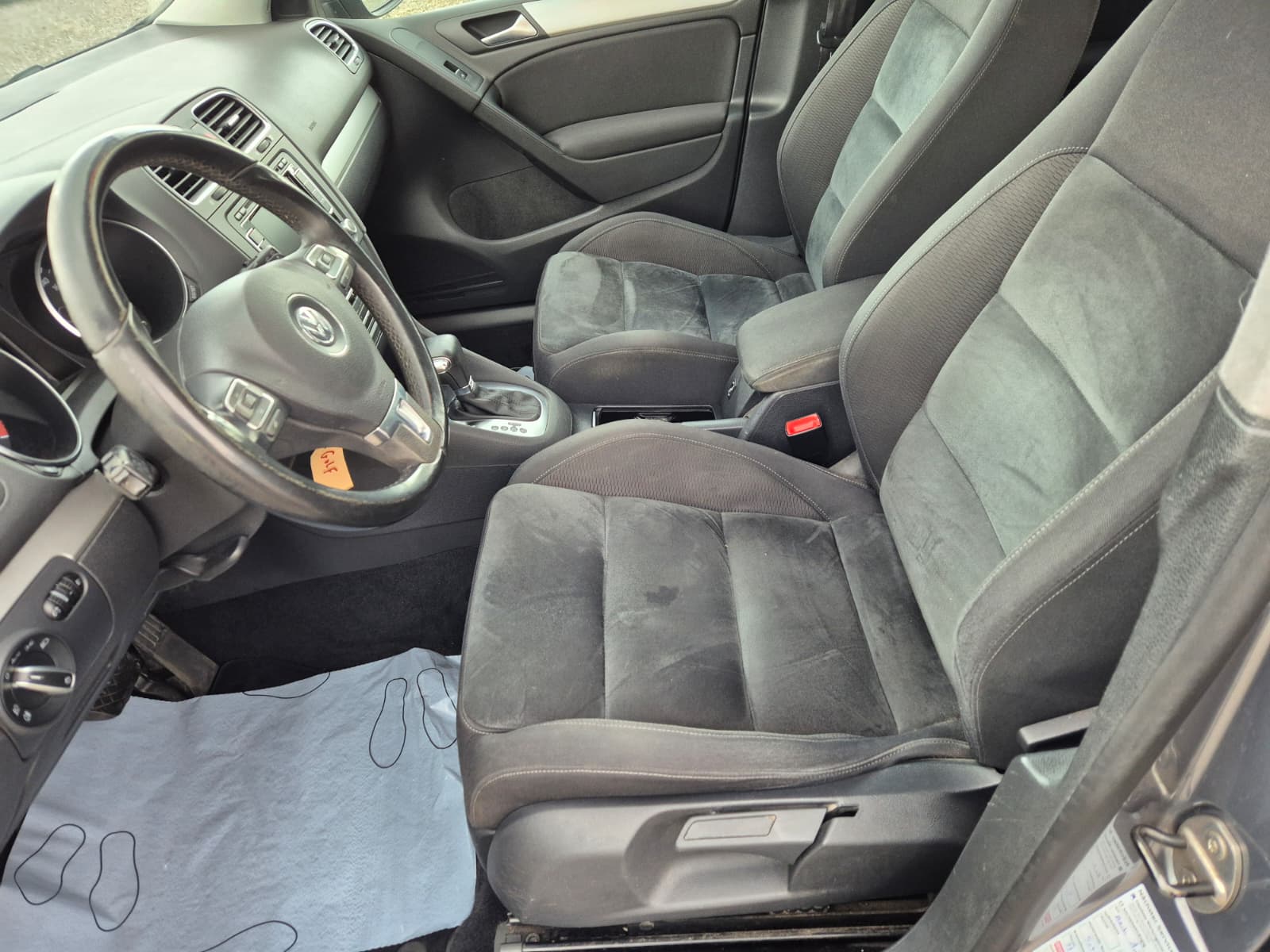 VW Golf 1.4 TSI Highline DSG-image-9