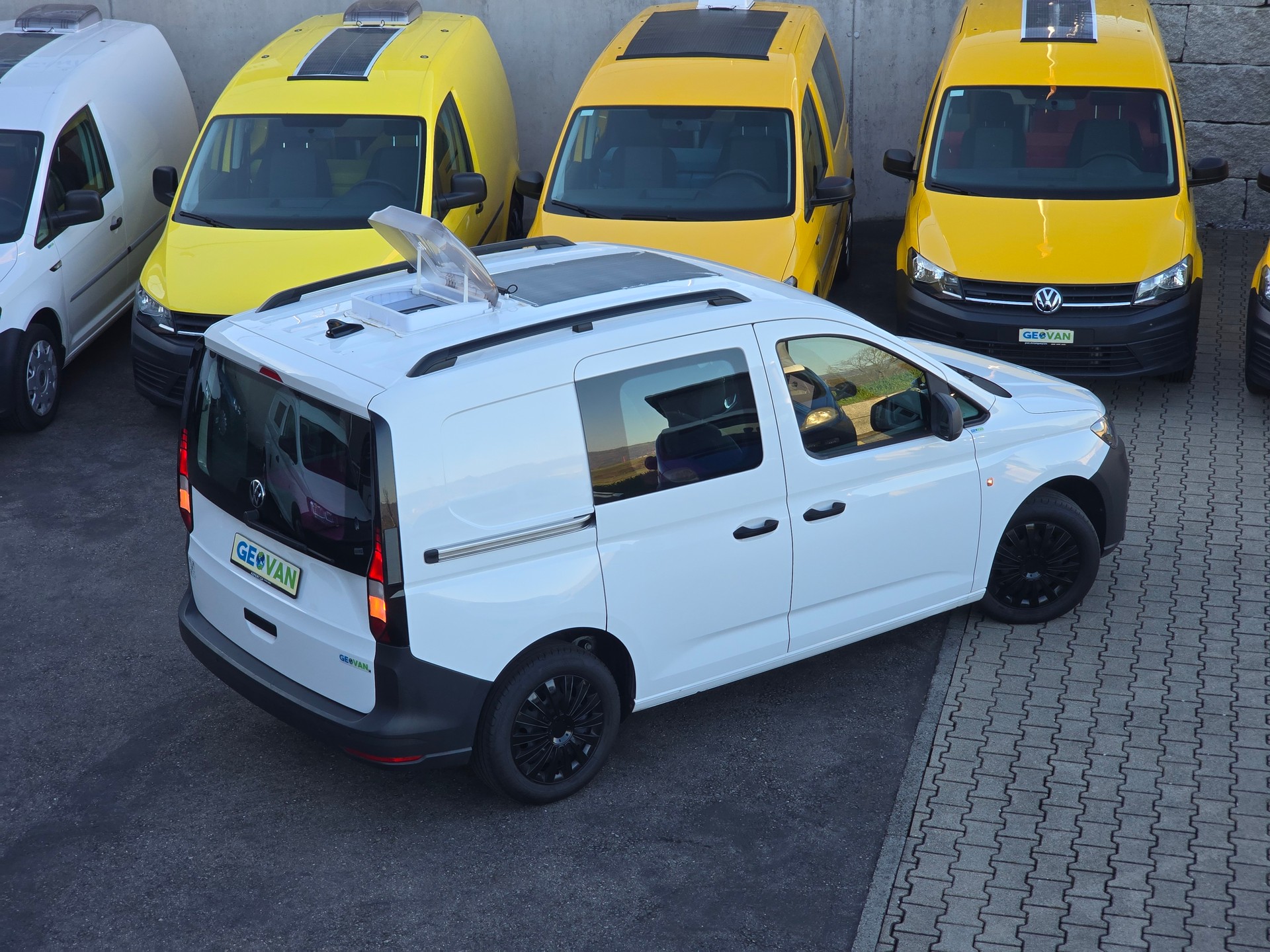 VW VW GEOVAN M 2.0TDI - NEUES MODEL - Navi - PDC - Klima - DAB+ - Tempomat