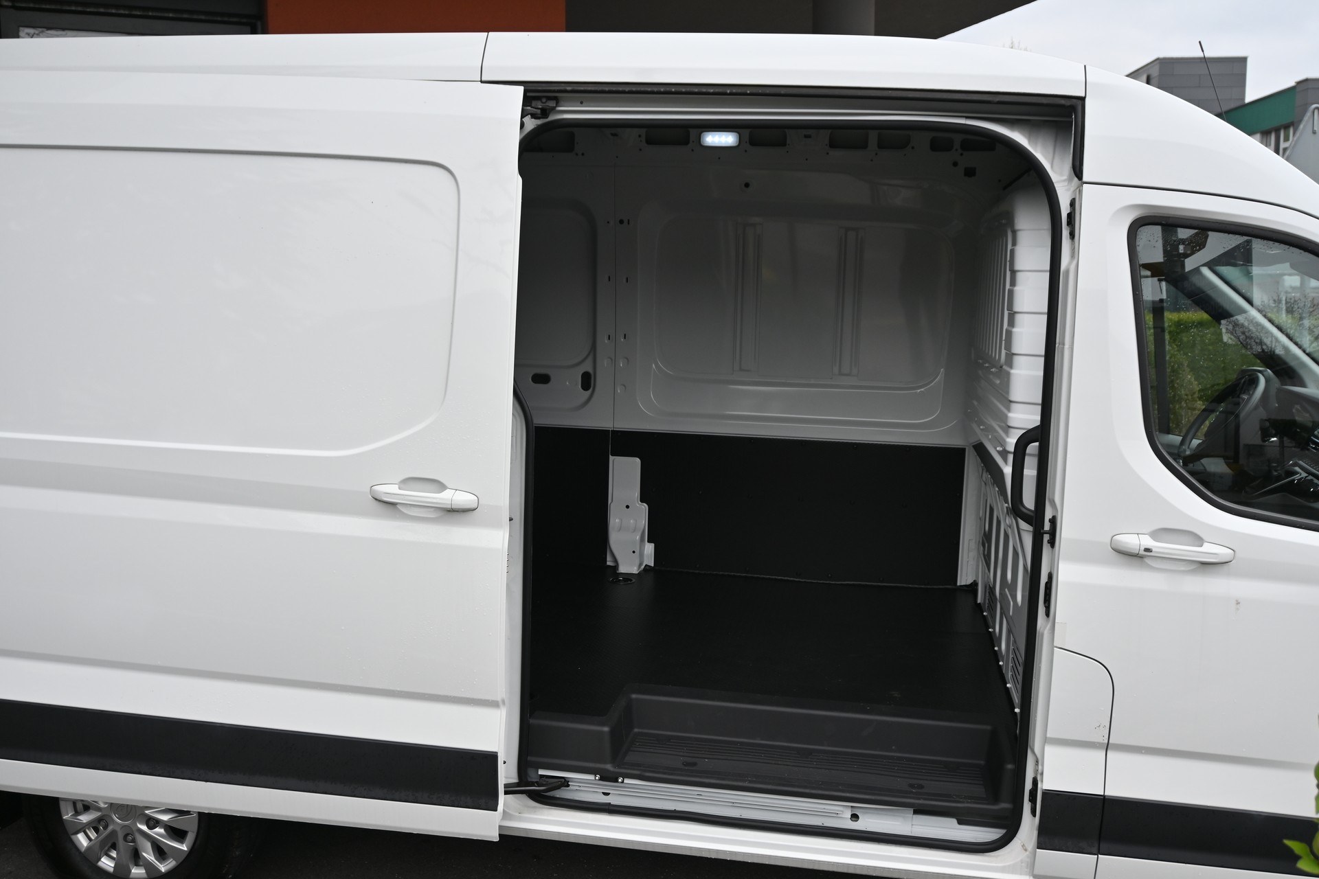 MAXUS Deliver 9 2.0D L3 RWD Luxury*Garantie bis Juli 2027-image-5