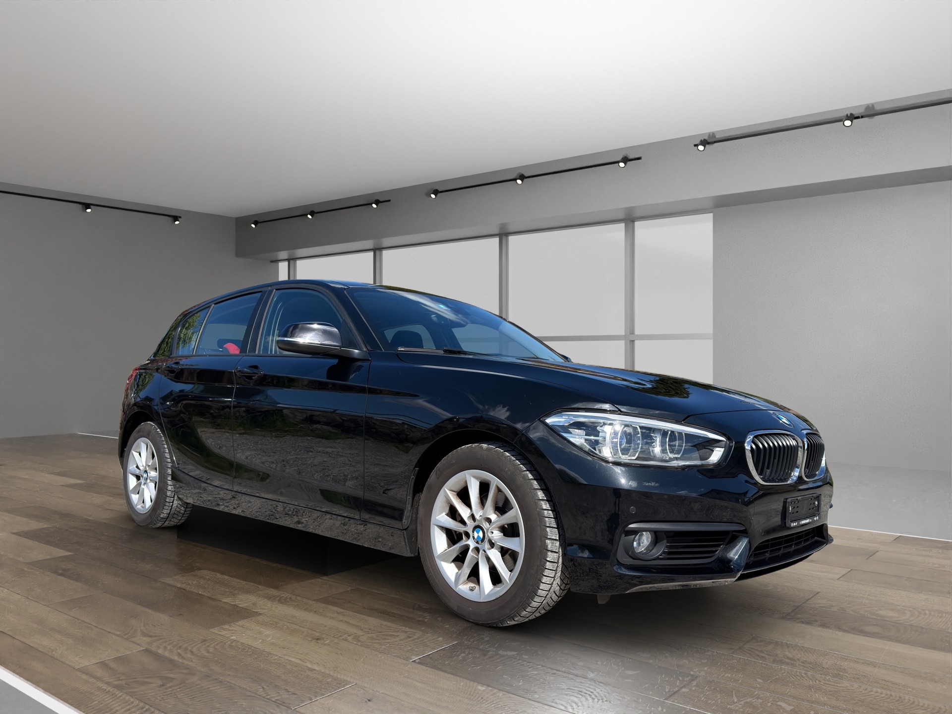 BMW 118-image-5