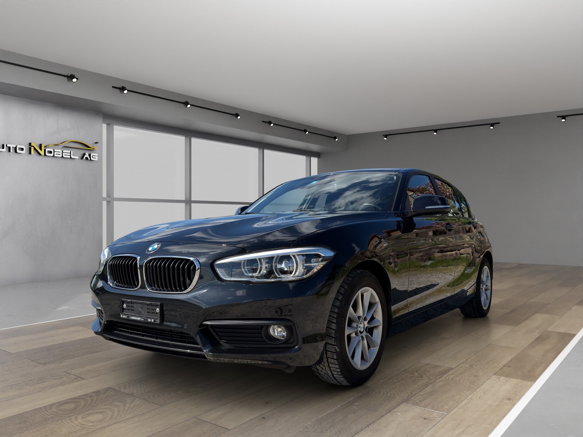 BMW 118-image-1