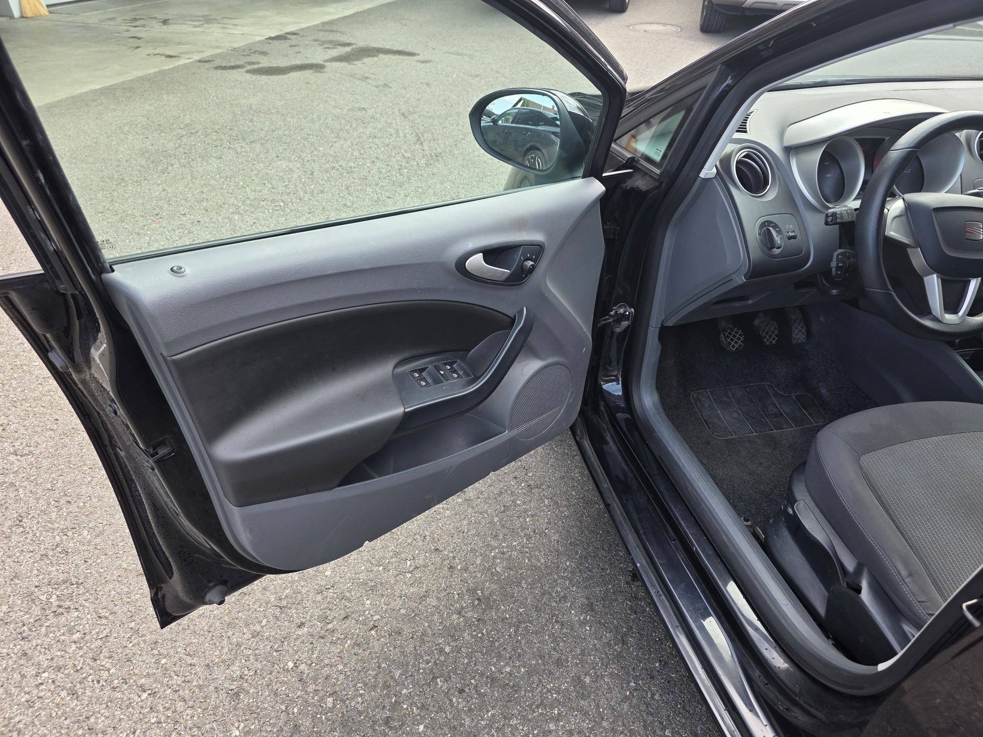 SEAT Ibiza 1.2 TSI Style-image-13