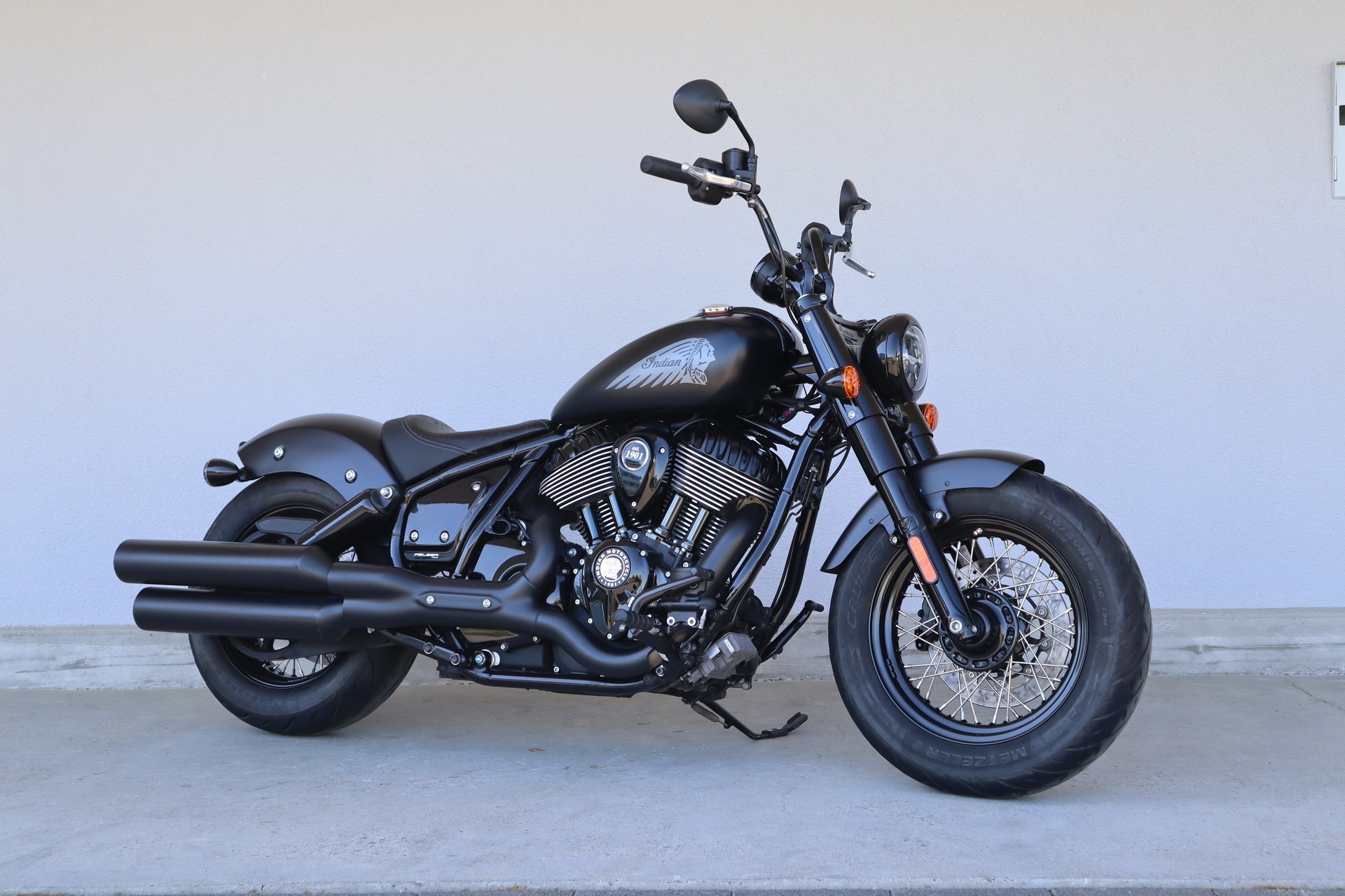 INDIAN Chief Bobber-image-1