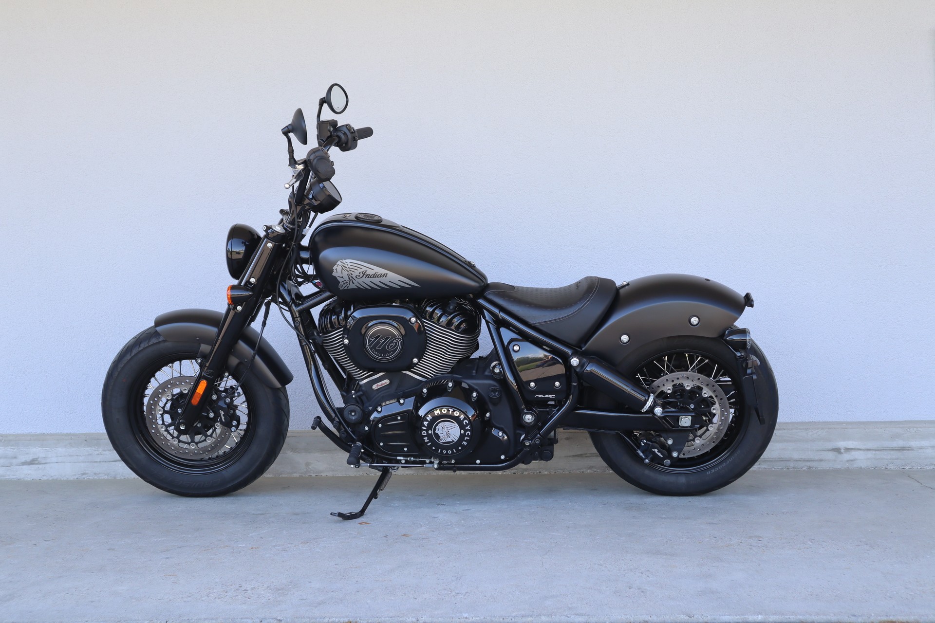 INDIAN Chief Bobber-image-3