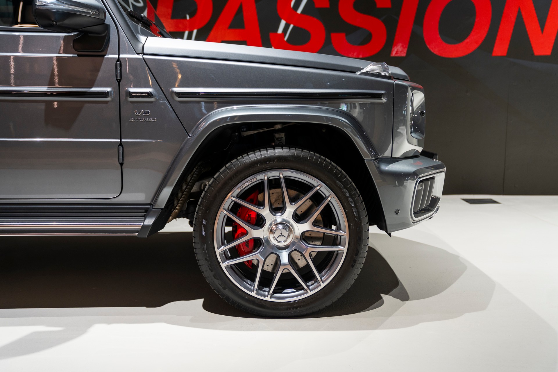MERCEDES-BENZ G 63 AMG 9G-Tronic-image-5