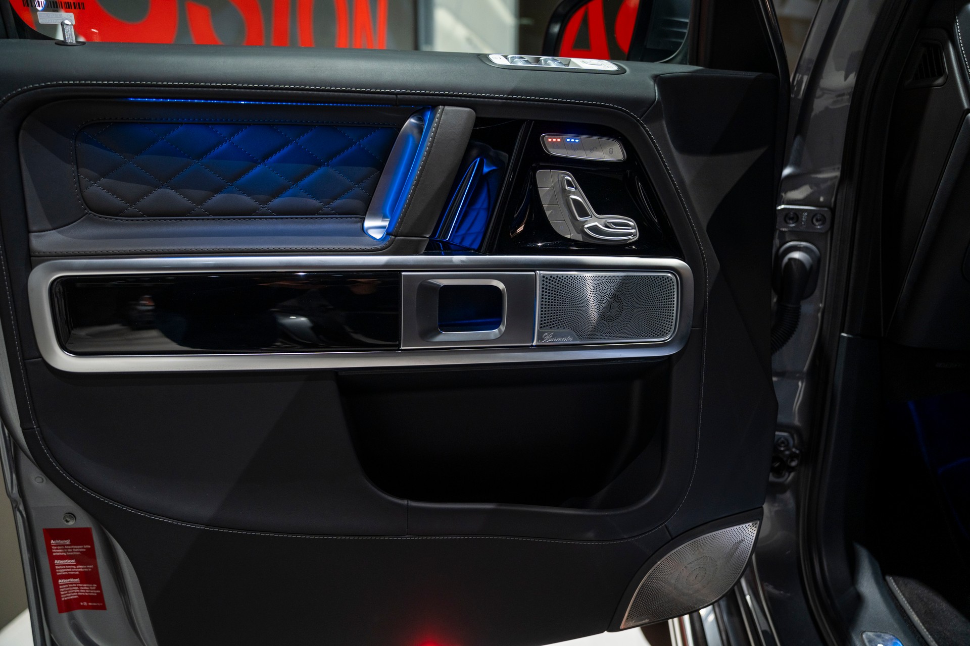MERCEDES-BENZ G 63 AMG 9G-Tronic-image-8