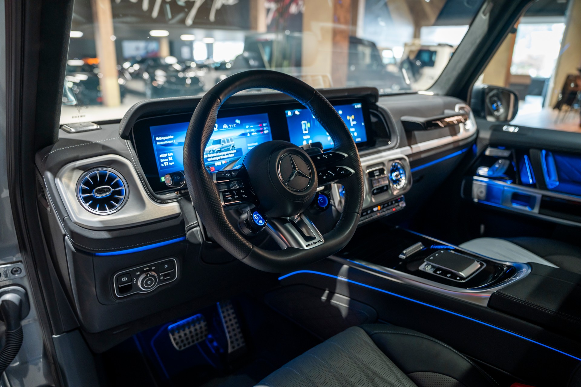 MERCEDES-BENZ G 63 AMG 9G-Tronic-image-6