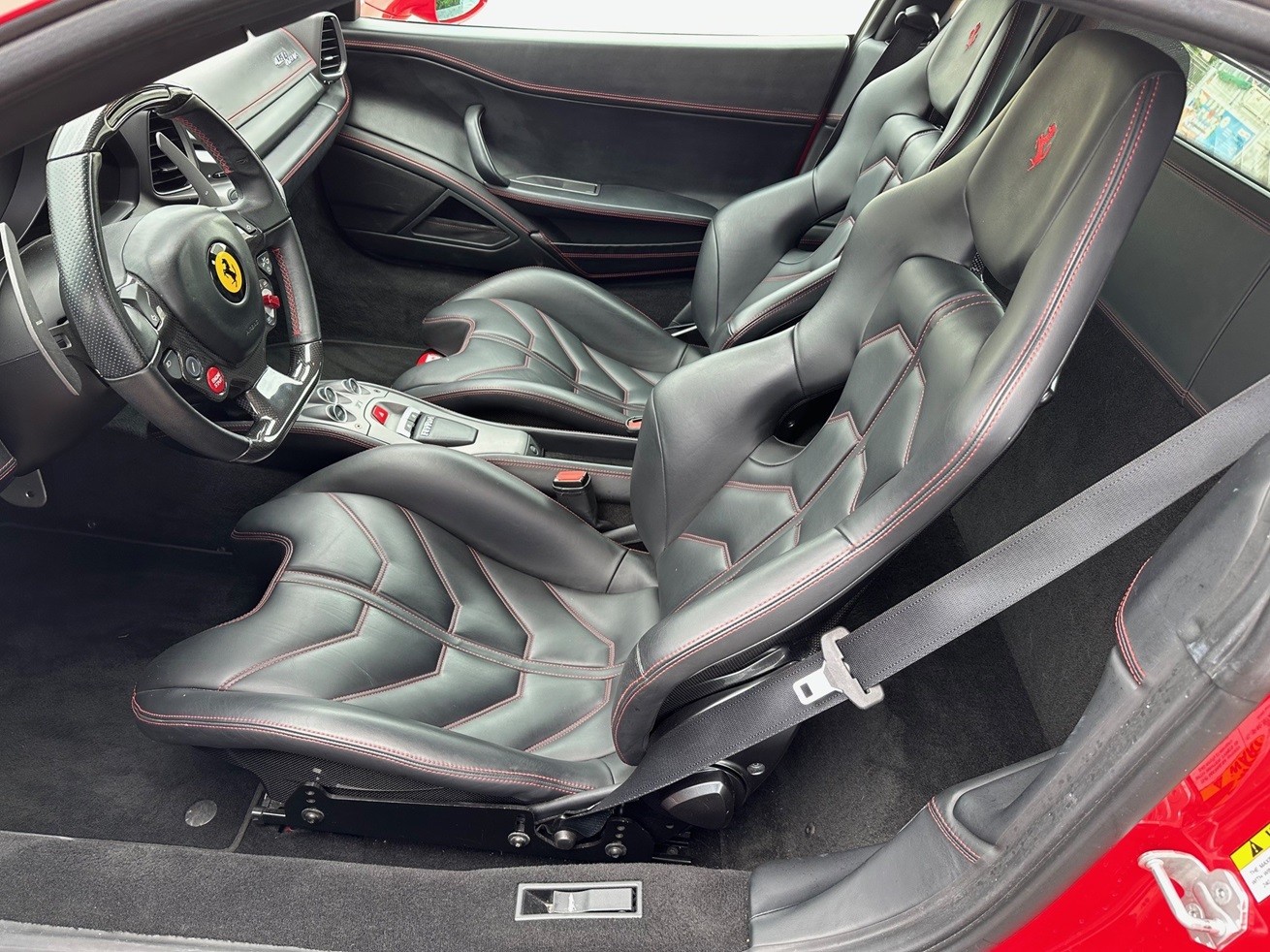 FERRARI 458 Italia 4.5 V8-image-9
