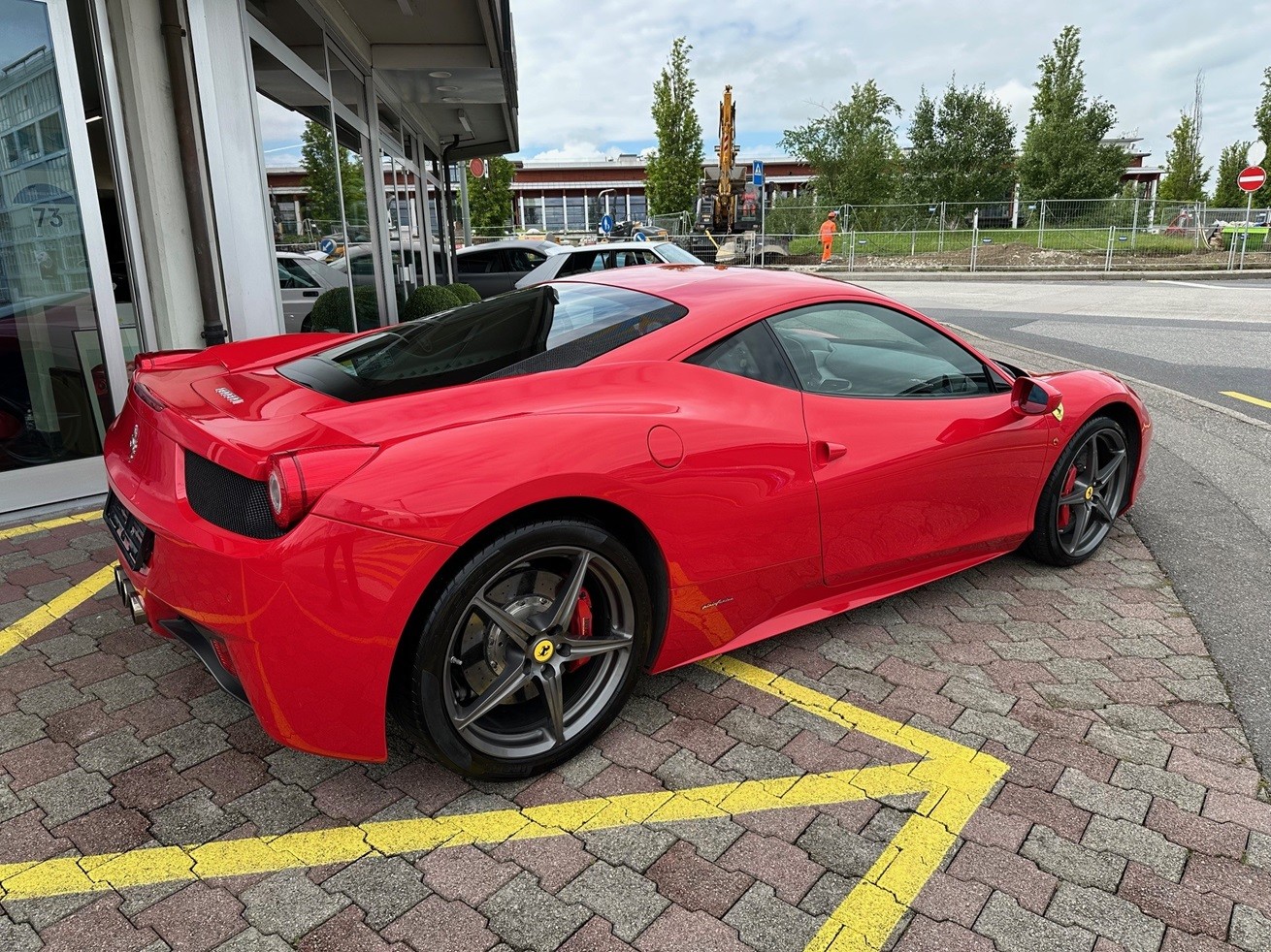 FERRARI 458 Italia 4.5 V8-image-4