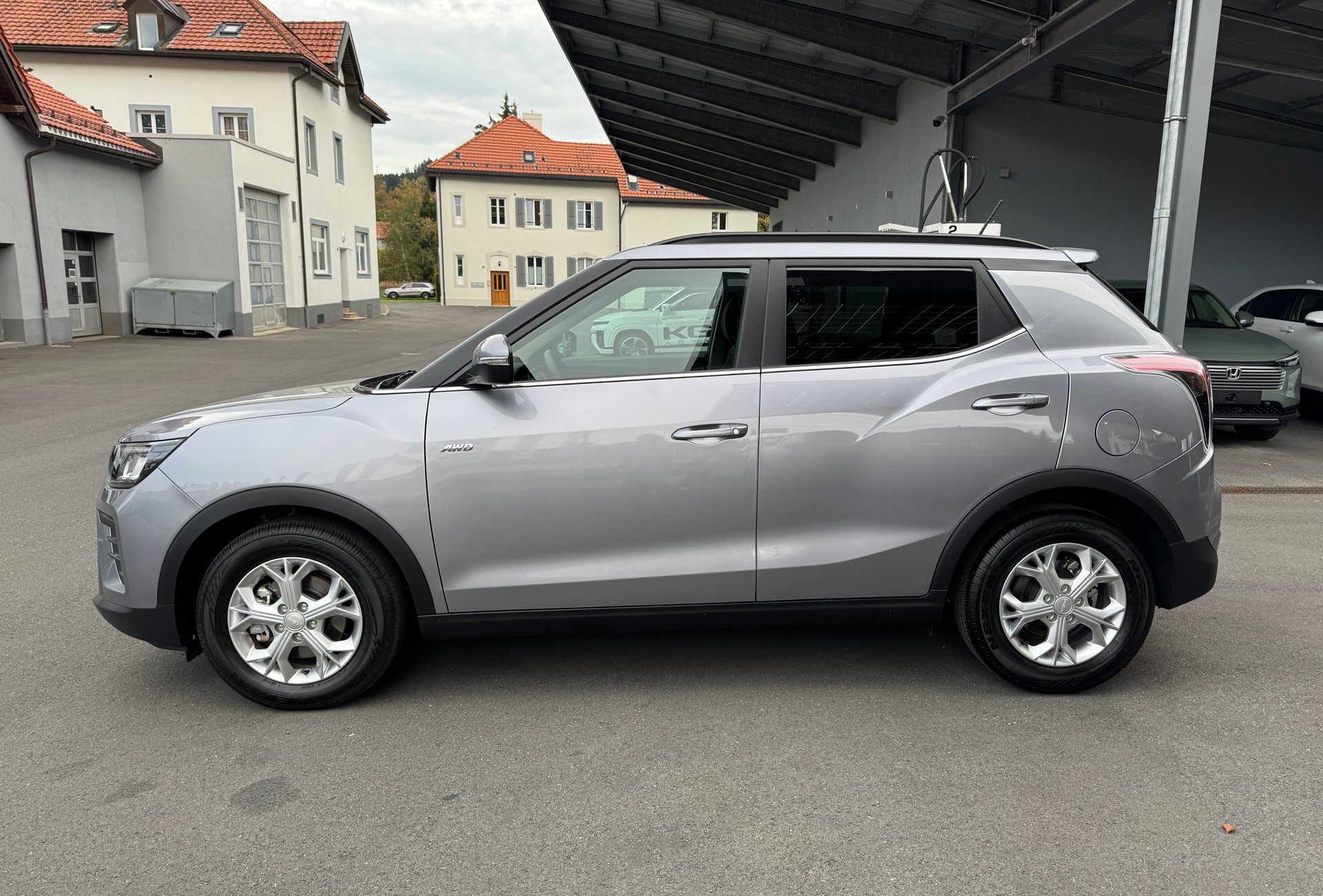 KGM-SsangYong Tivoli 1.5 T GDI Steel 4WD Automat-image-9