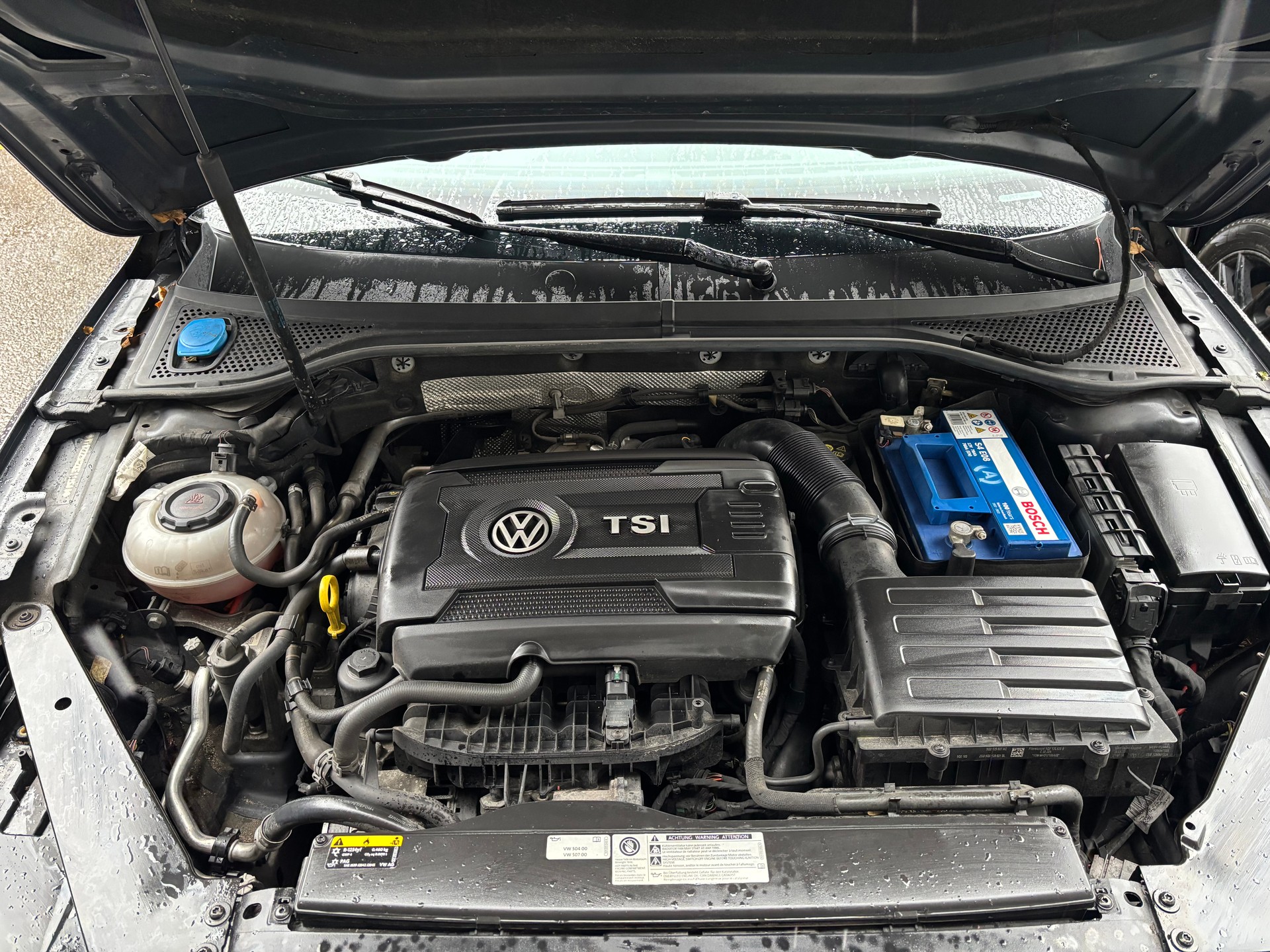 VW Passat Variant 2.0 TSI BMT R-Line Highline 4Motion DSG-image-13