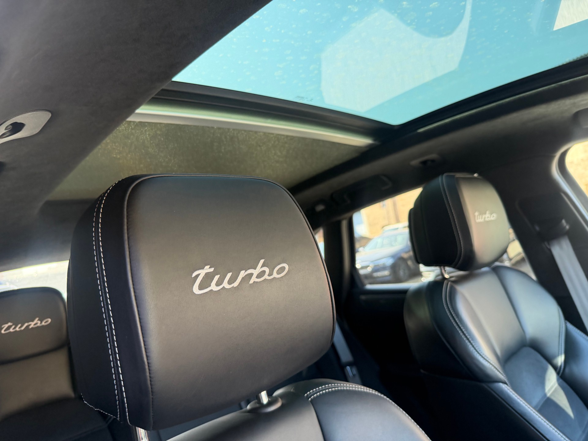 PORSCHE Macan Turbo Exclusive Performance Edition PDK-image-10