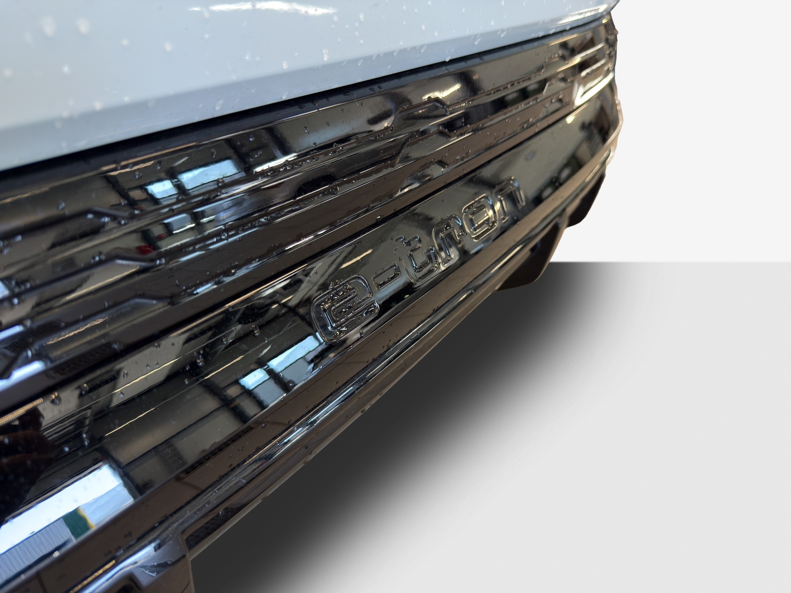 AUDI Q8 55 e-tron Black Edition quattro-image-14